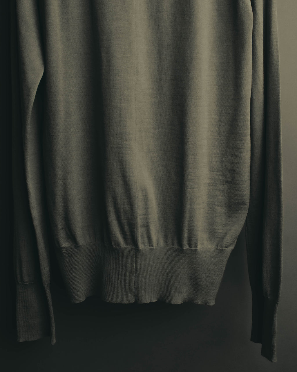 "Theatre PRODUCTS" 00's-10's Silk wool turtleneck knit sweater