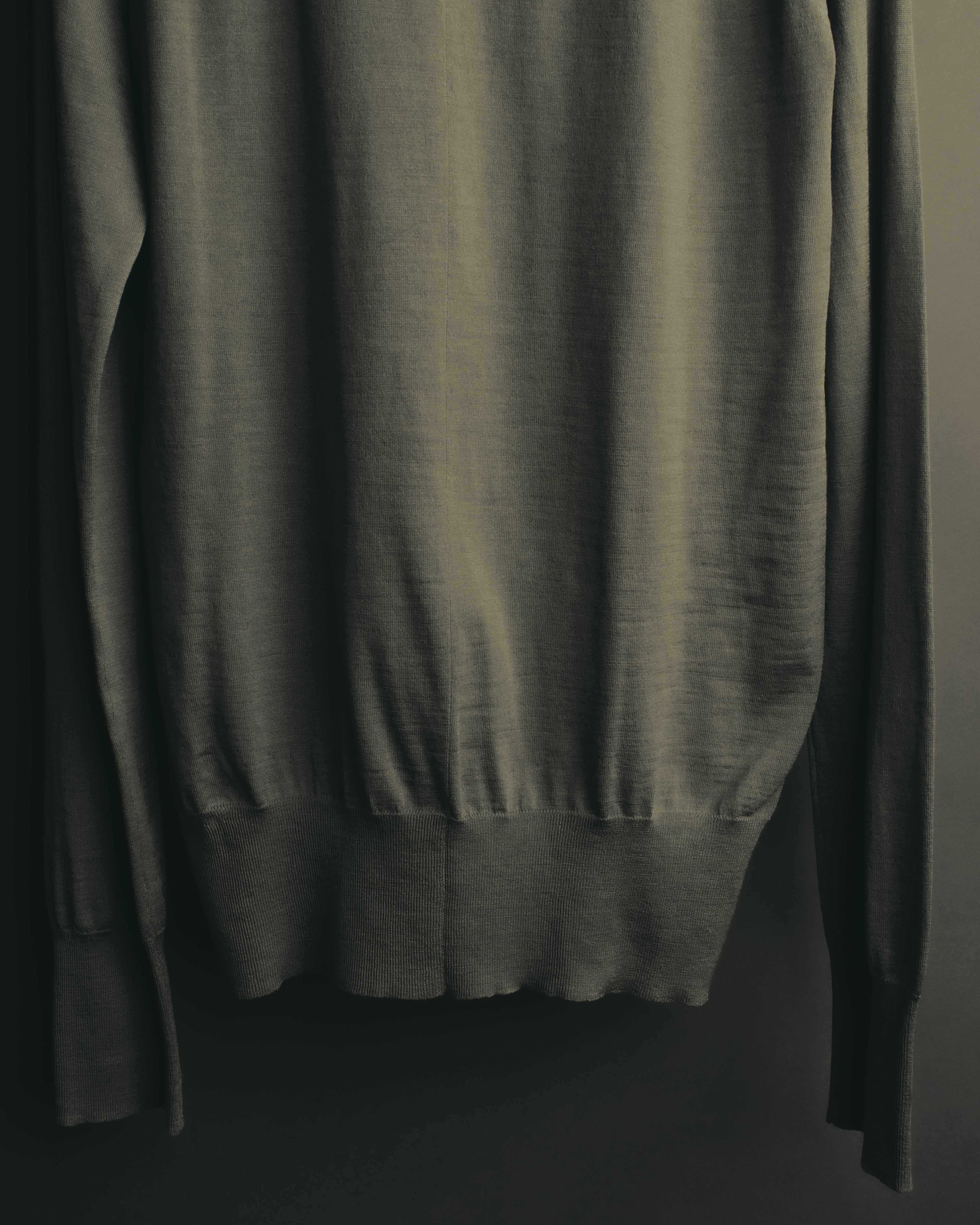 "Theatre PRODUCTS" 00's-10's Silk wool turtleneck knit sweater