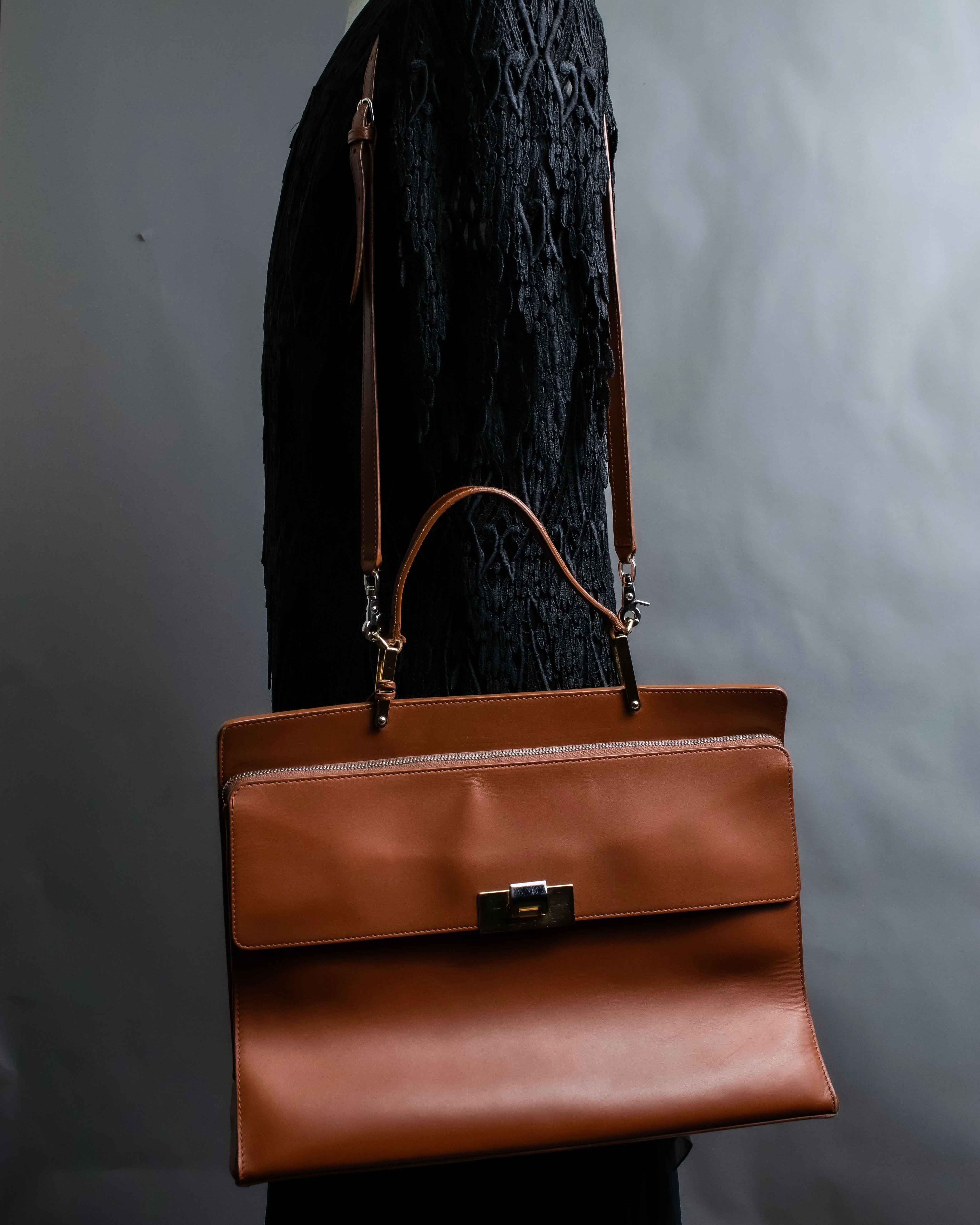 “BALENCIAGA” Le Dix 2 way hand bag