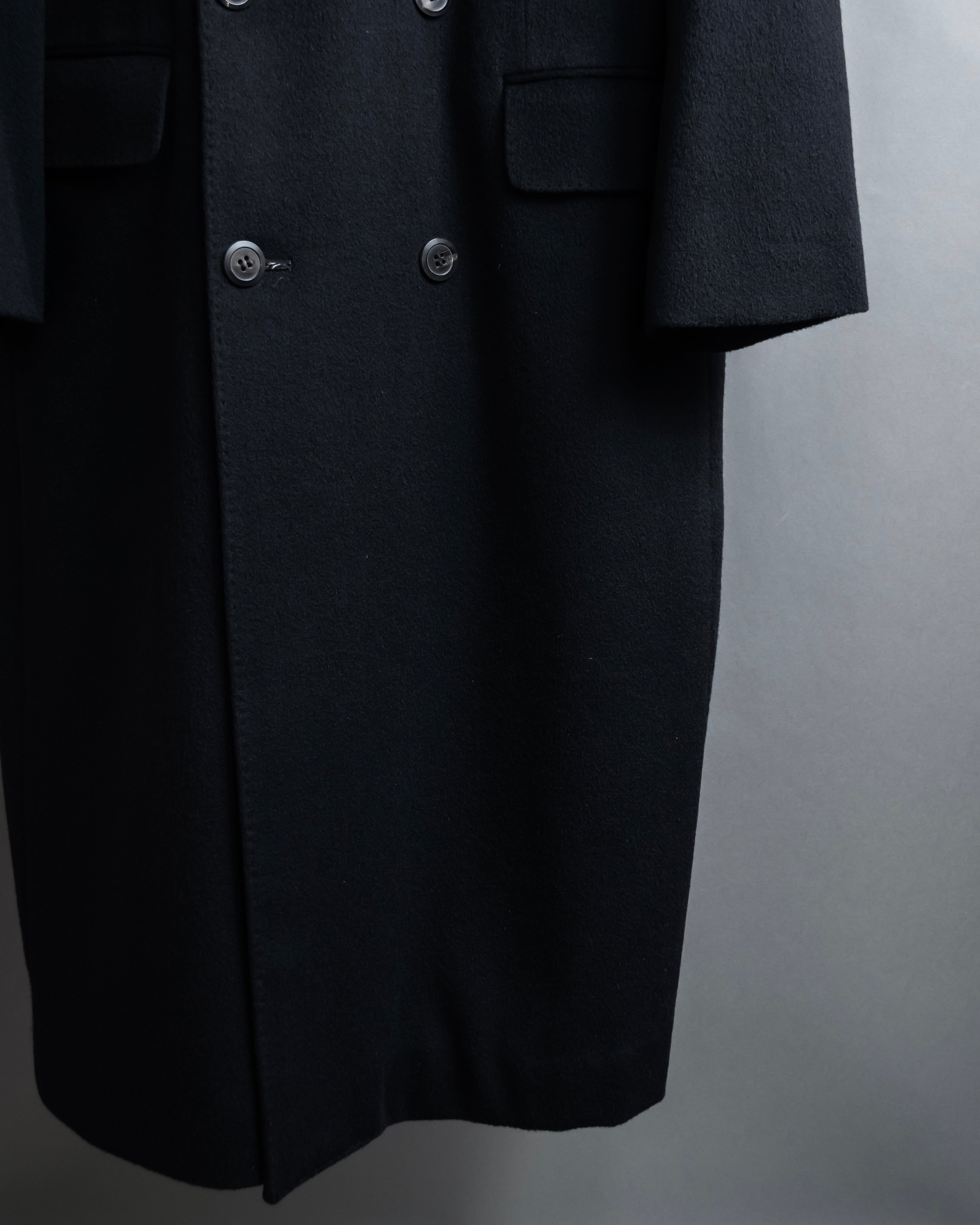 "CHRISTIAN DIOR MONSIEUR" 
Oversized double-breasted chester coat