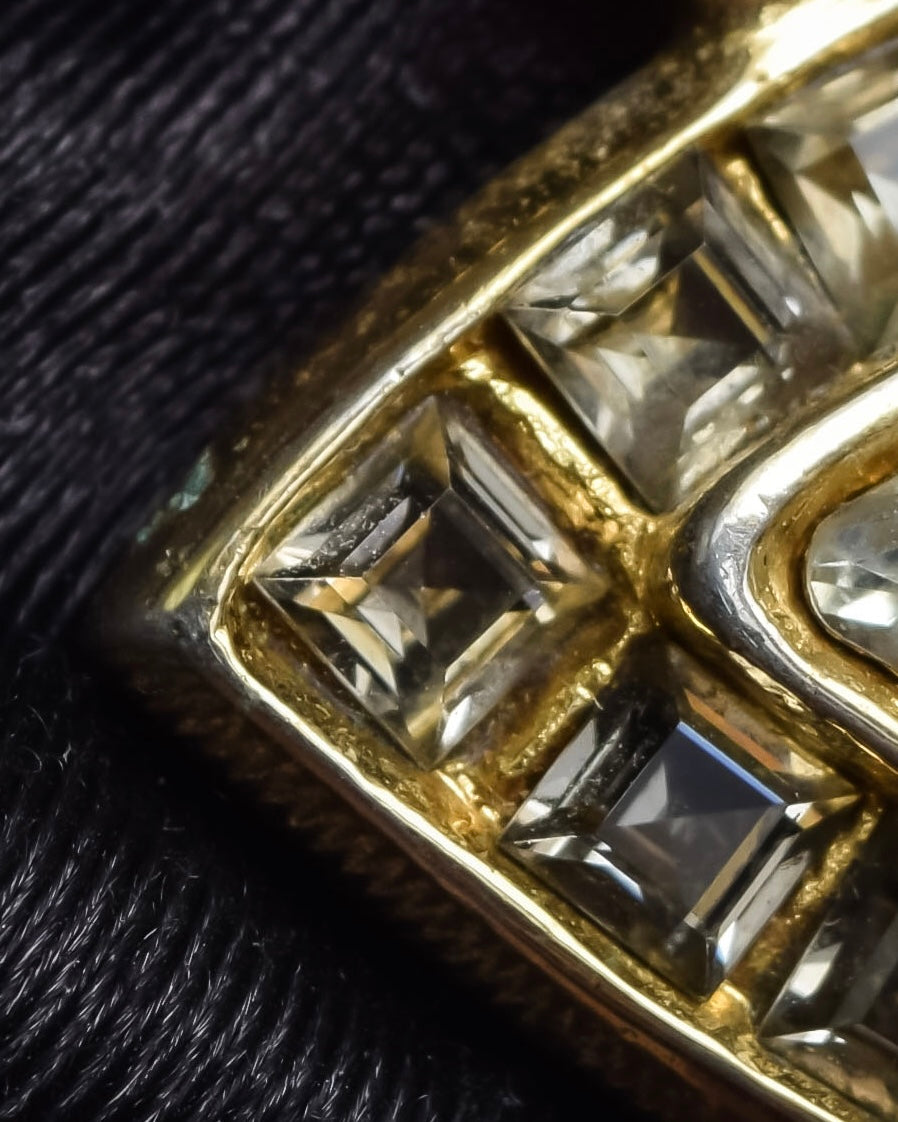 "YVES SAINT LAURENT" Triangle motif glass stone necklace