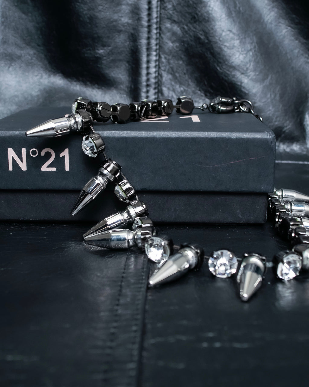 "N21 NUMERO VENTUNO" Studded diamond combination necklace