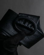 "BURBERRYS" Oval buckle design, supple leather belt