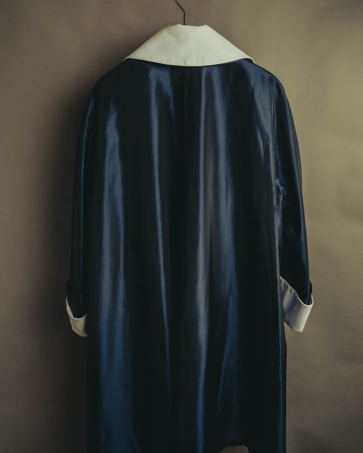 "CELINE" 70's-80's Dramatic contrast collar long coat