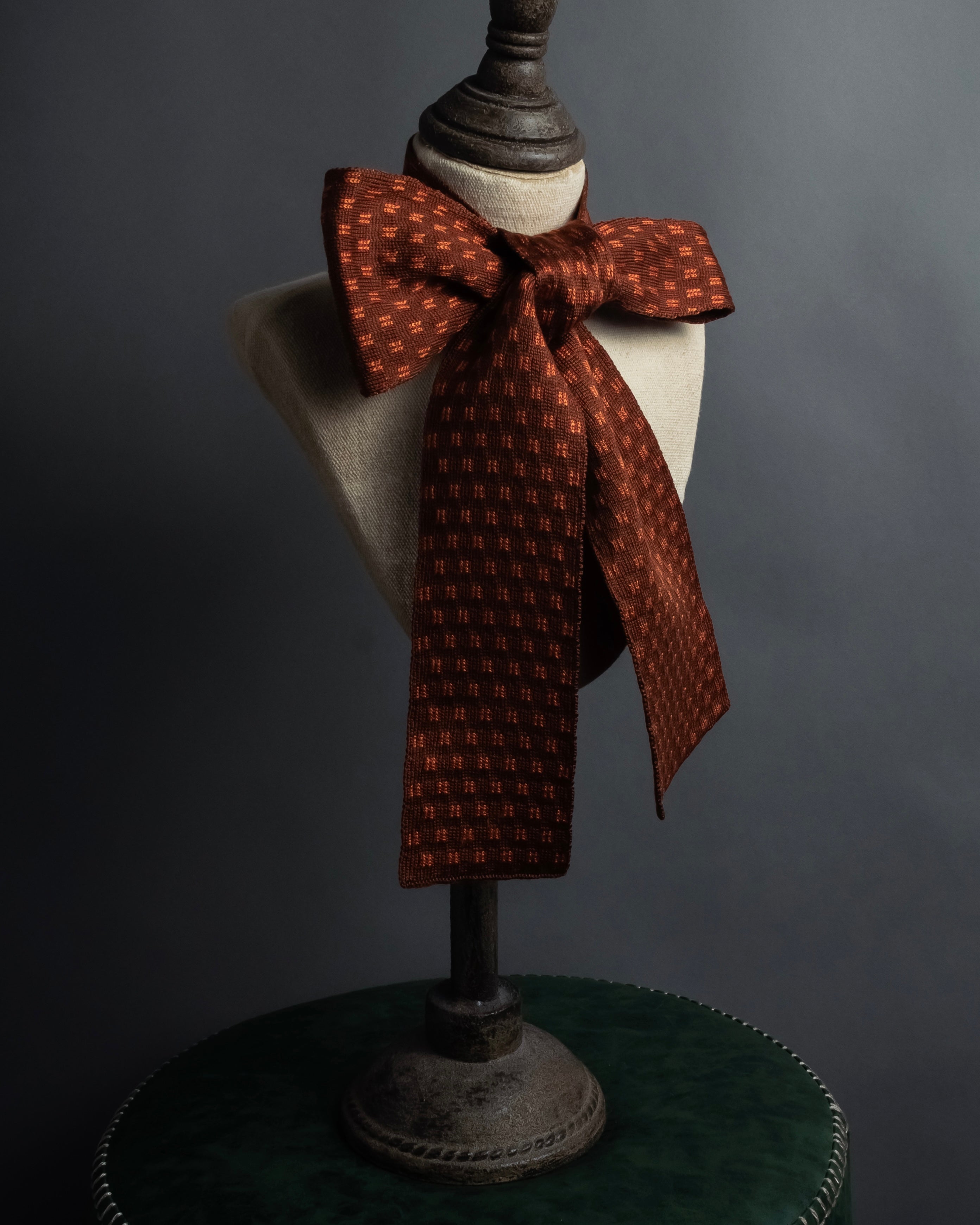 "HERMES" Mosaic dot knit silk neck tie