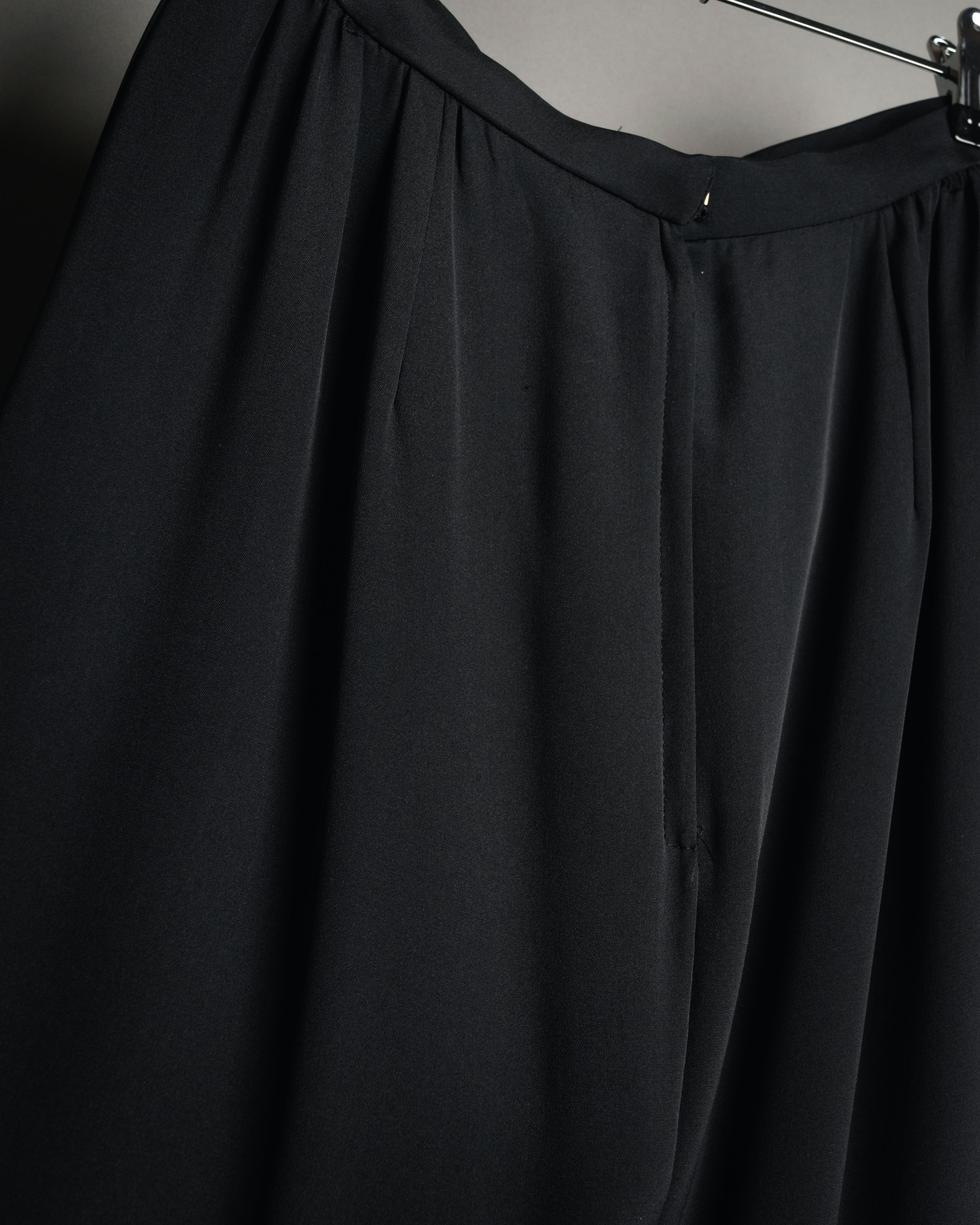 “Christian Dior” 80’s-90’s Silk draped long skirt