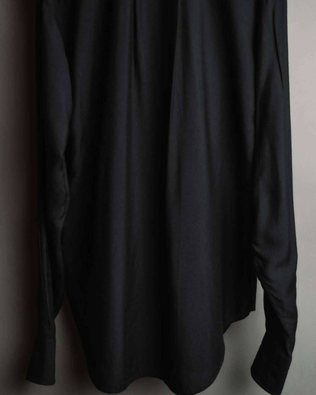 "TOM FORD" 2010's Fluid rayon silk classic collar black shirt