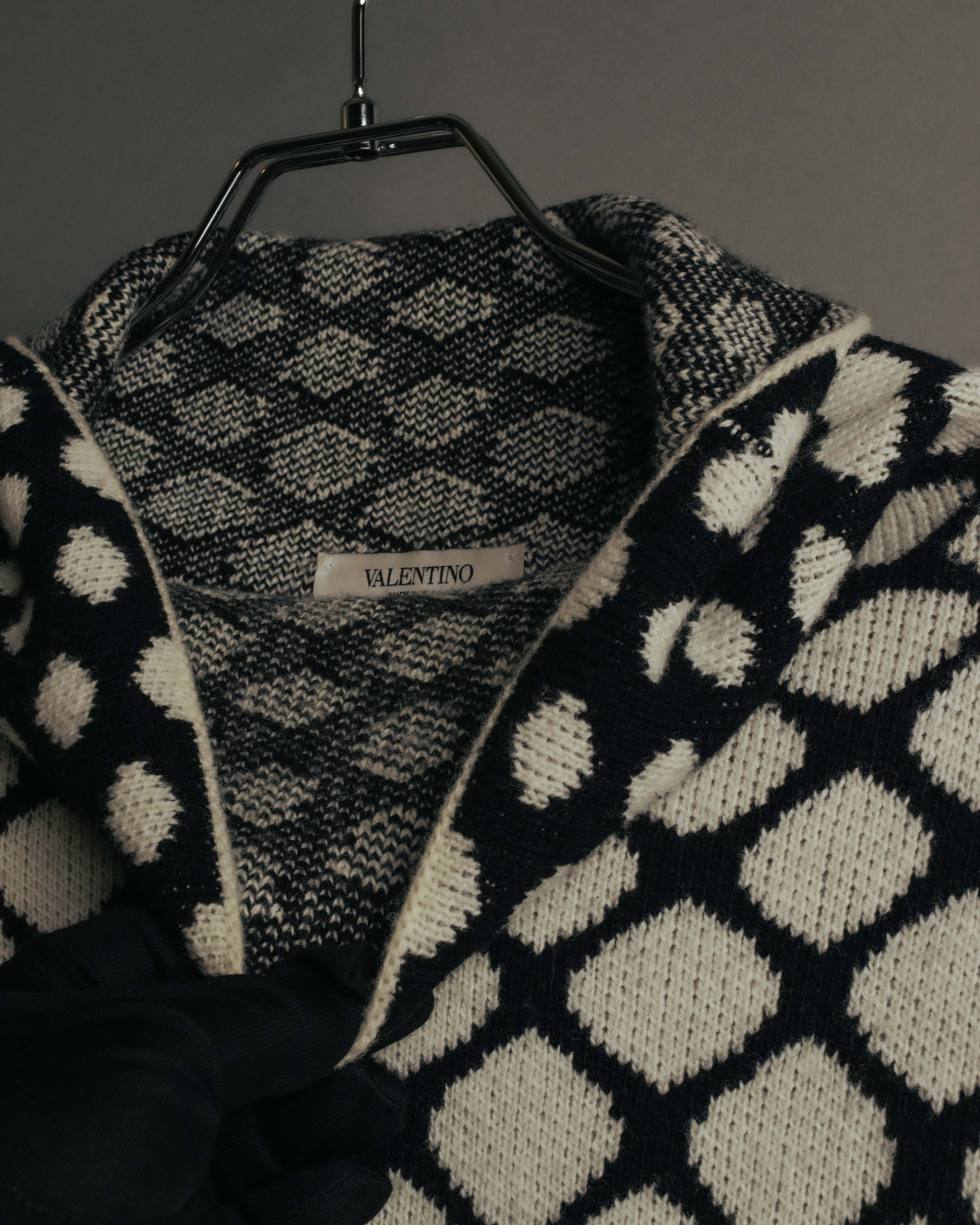 "VALENTINO" 20's Oversized diamond jacquard turtleneck knit sweater