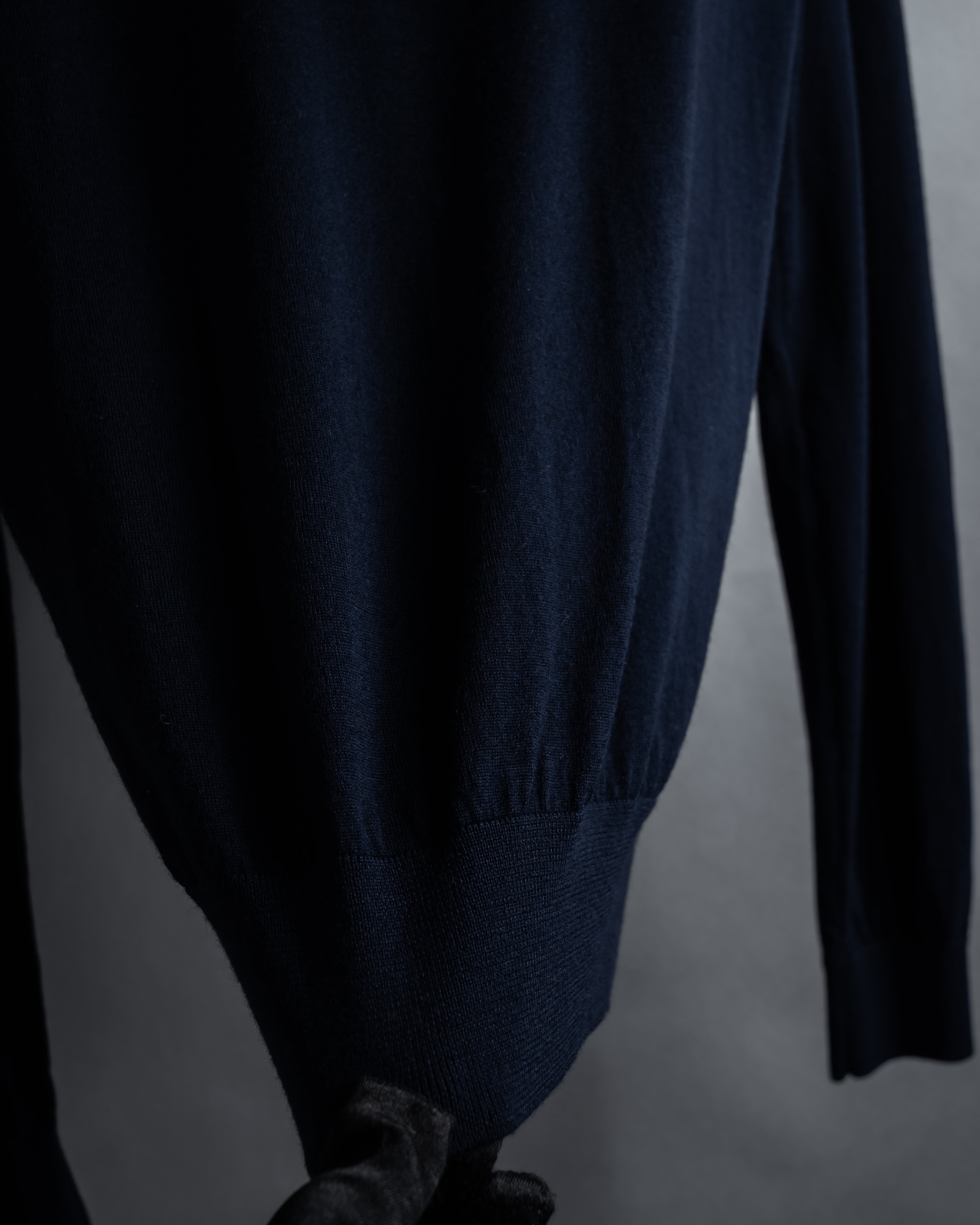 "CELINE" Hedi Slimane design compact silhouette wool knit