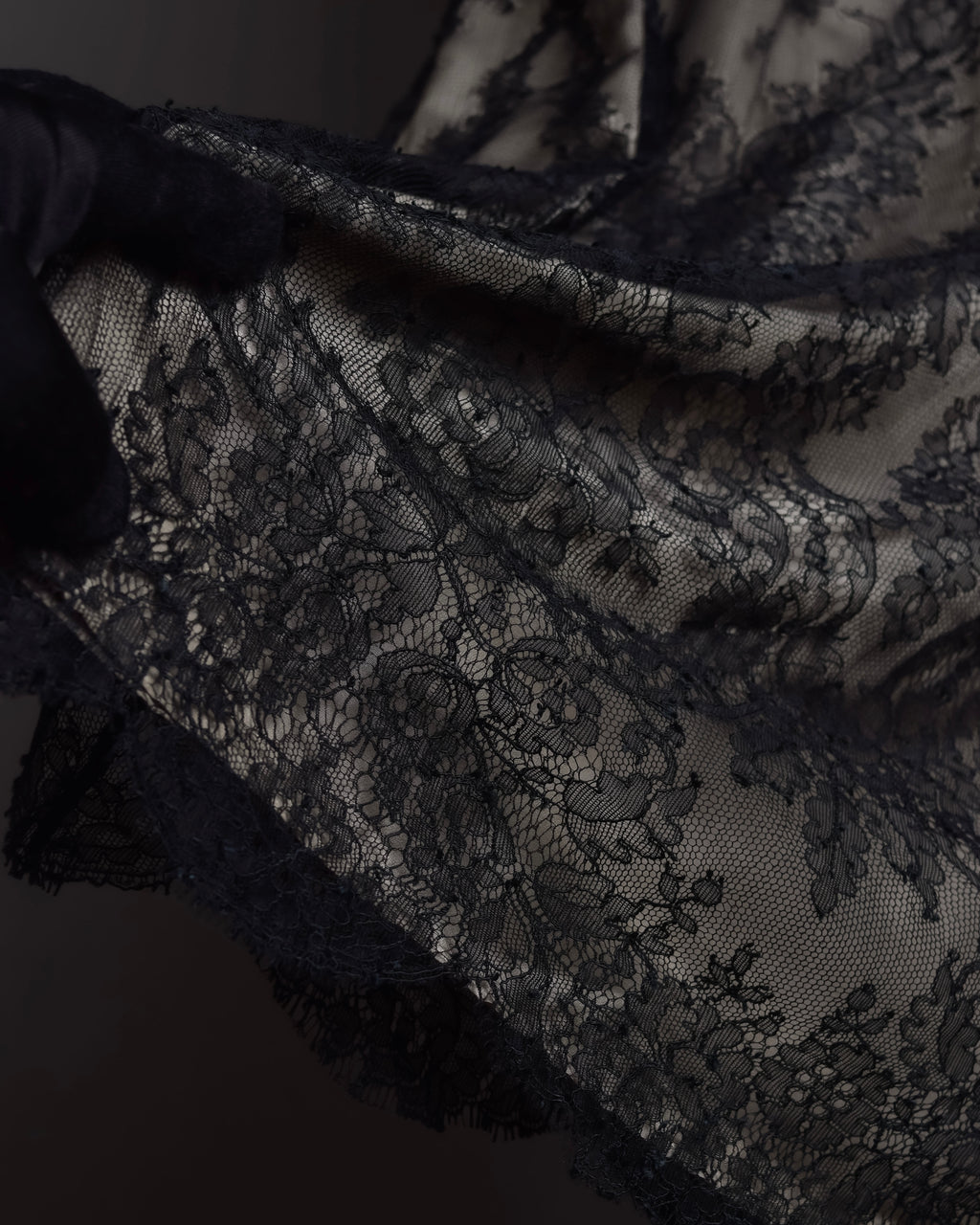 "VALENTINO" Lace layered ribbon design sleeveless dress