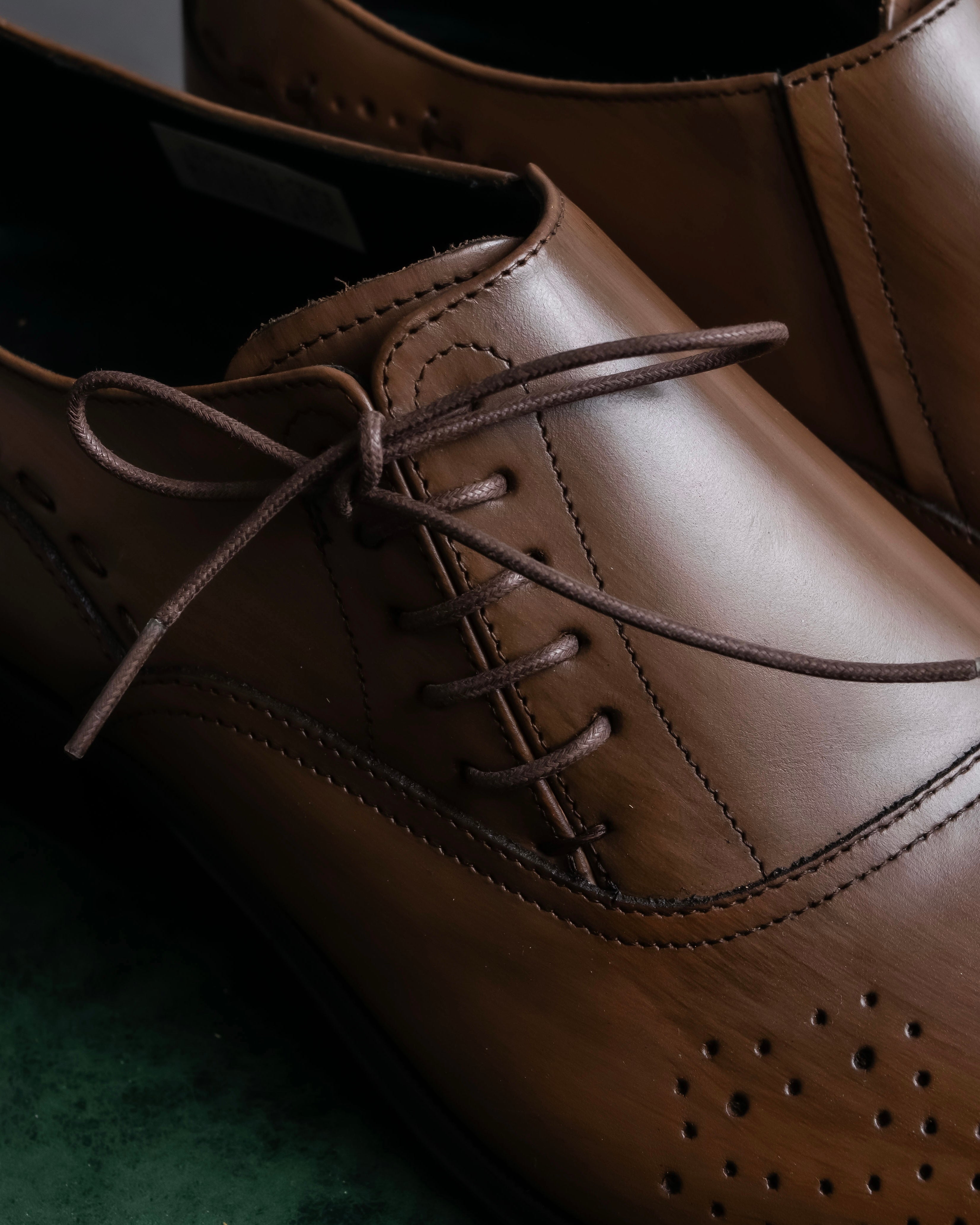 "KATHARINE HAMNETT" Perforated square toe lace-up leather shoes