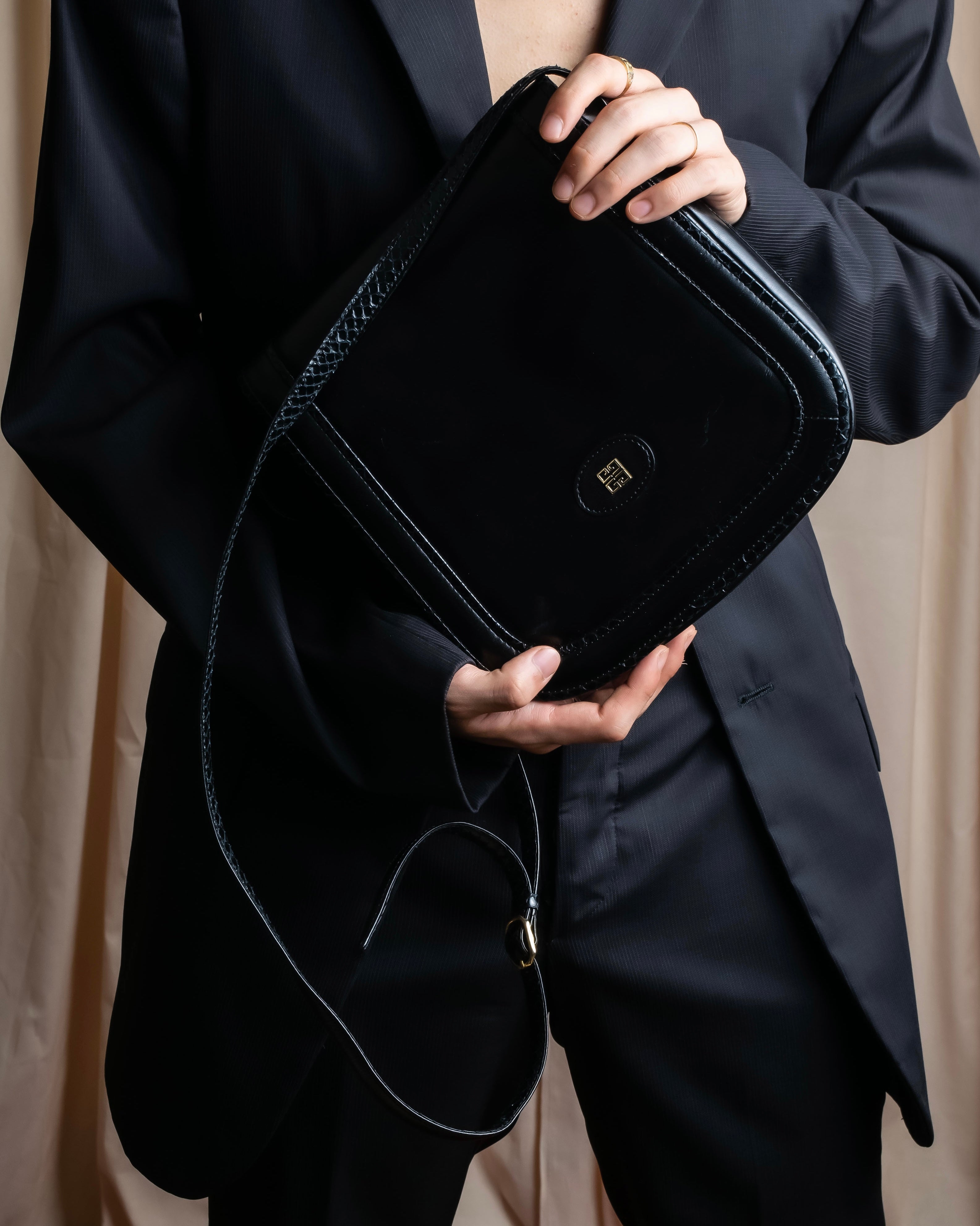 "GIVENCHY SACS" Logo parts design leather combination shoulder bag