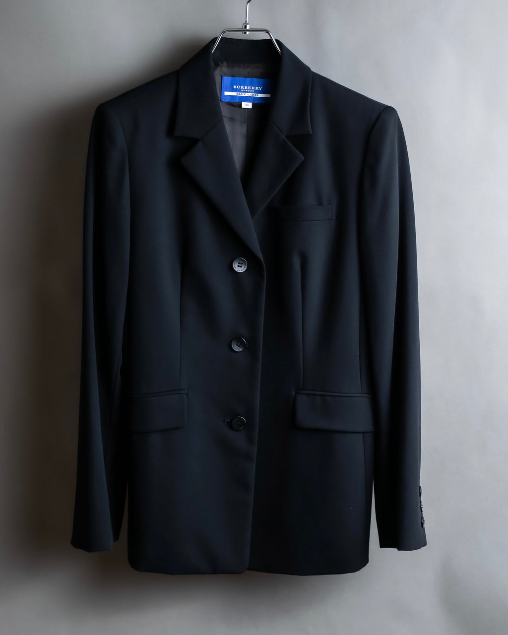 "BURBERRY Blue Label" 3 button waist shaped lightweight tailored jacket