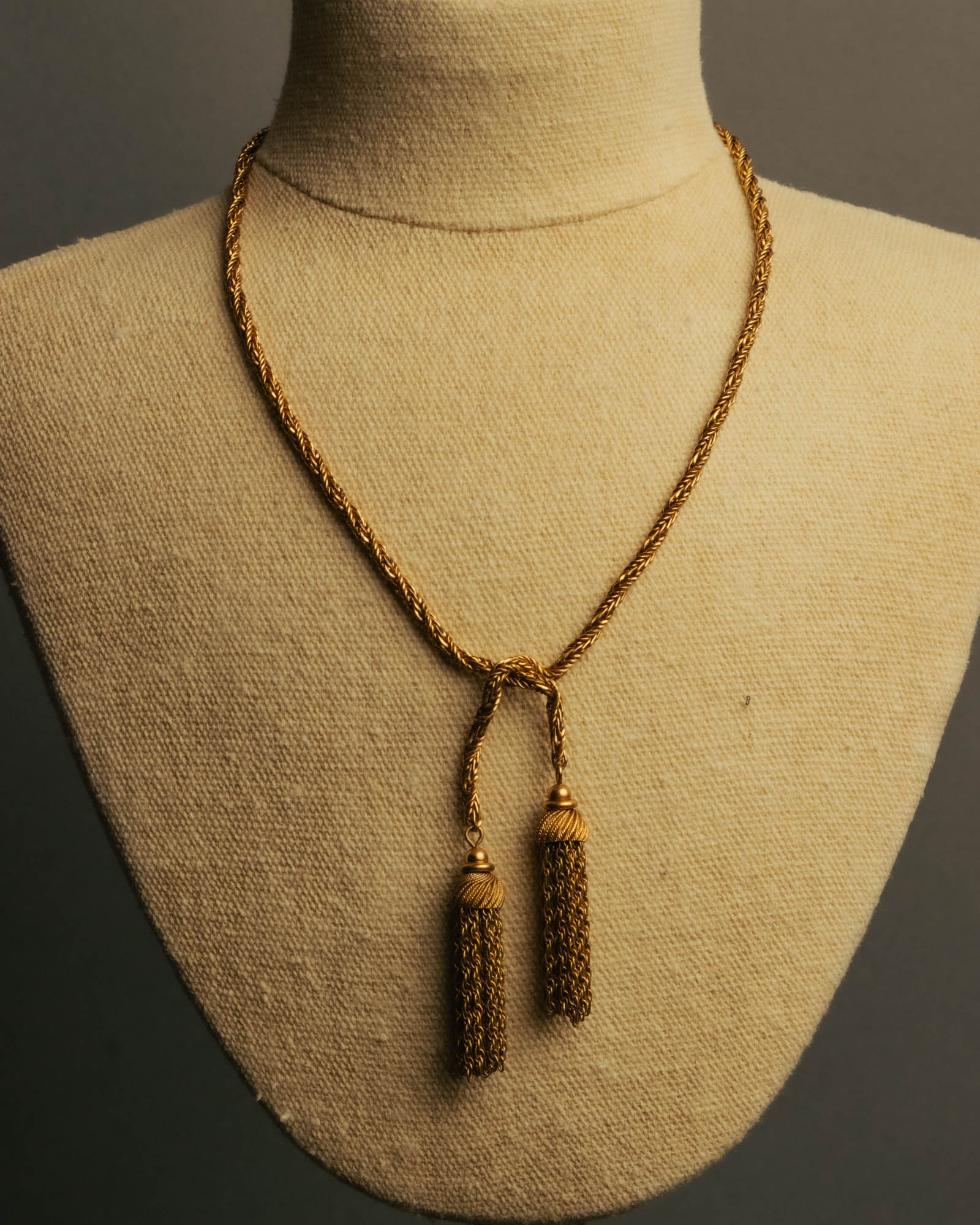 -SPECIAL- “Christian Dior“ 70’s-80’s Tassel rope chain necklace