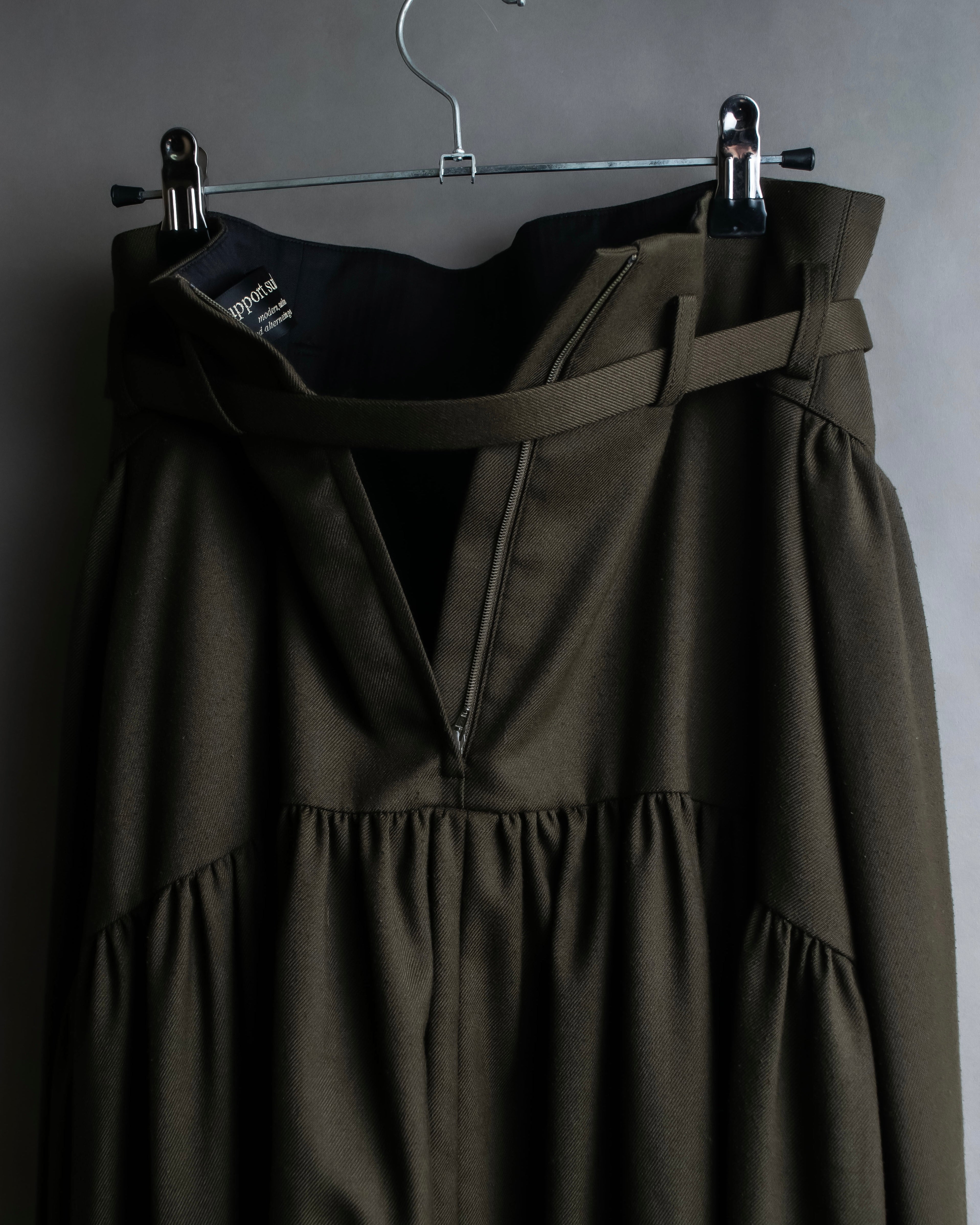 "SUPPORT SURFACE" Belted gather design flare long skirt