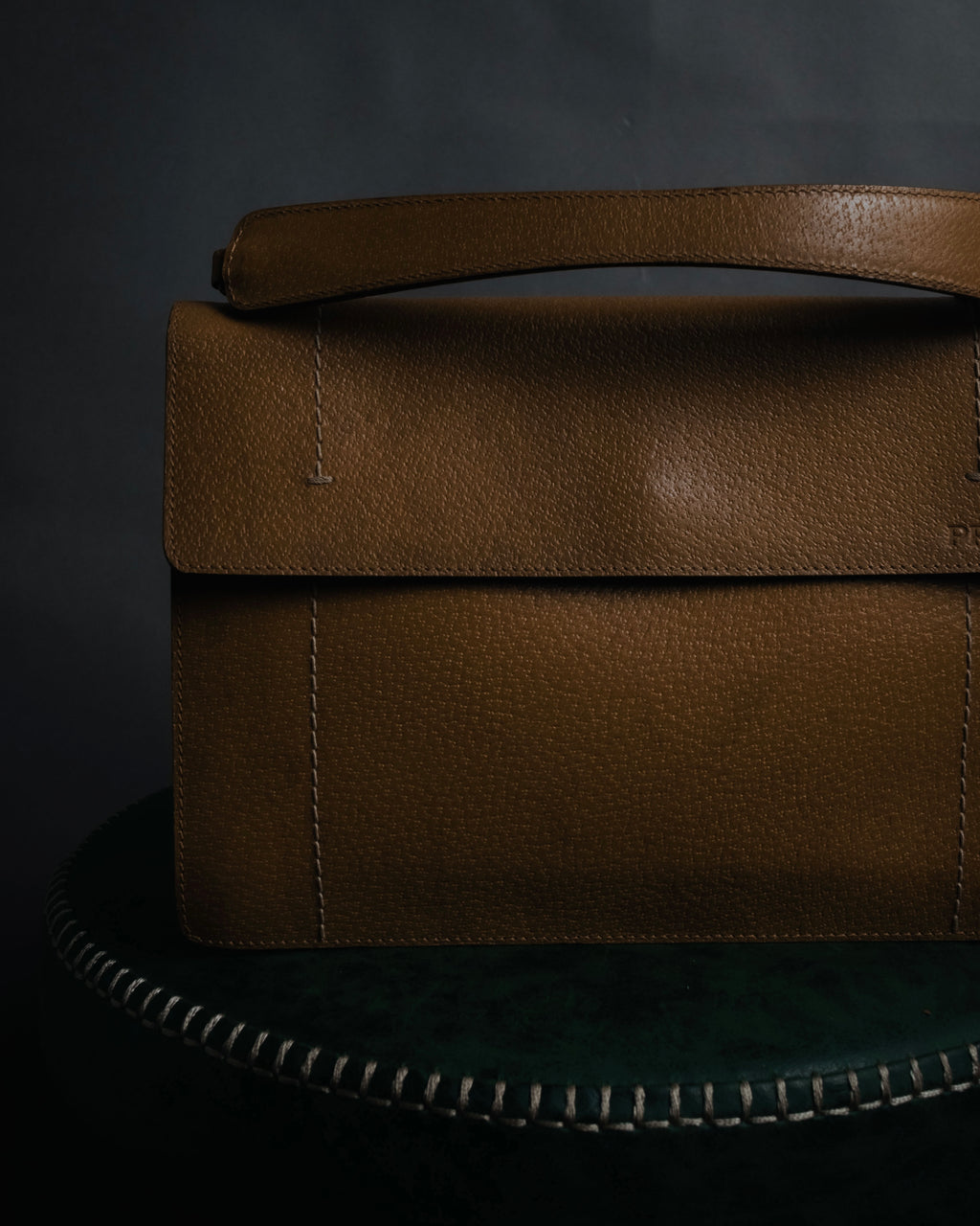 "PRADA" 90’s-00’s Minimalist embossed logo accordion bag