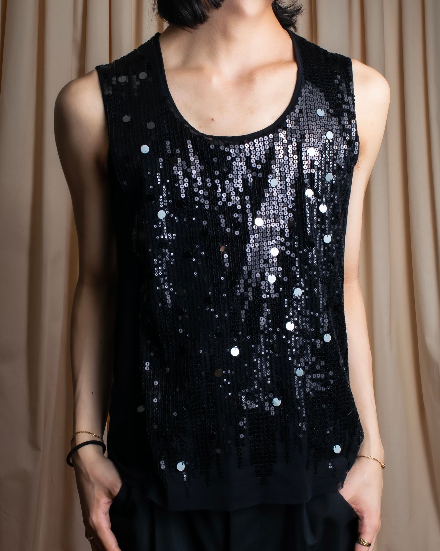 "LANVIN" Different sequin designs sleeveless pullover