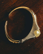 -SPECIAL- “BOTTEGA VENETA” 00’s-10’s Natural stone set ribbed sculptural cuff