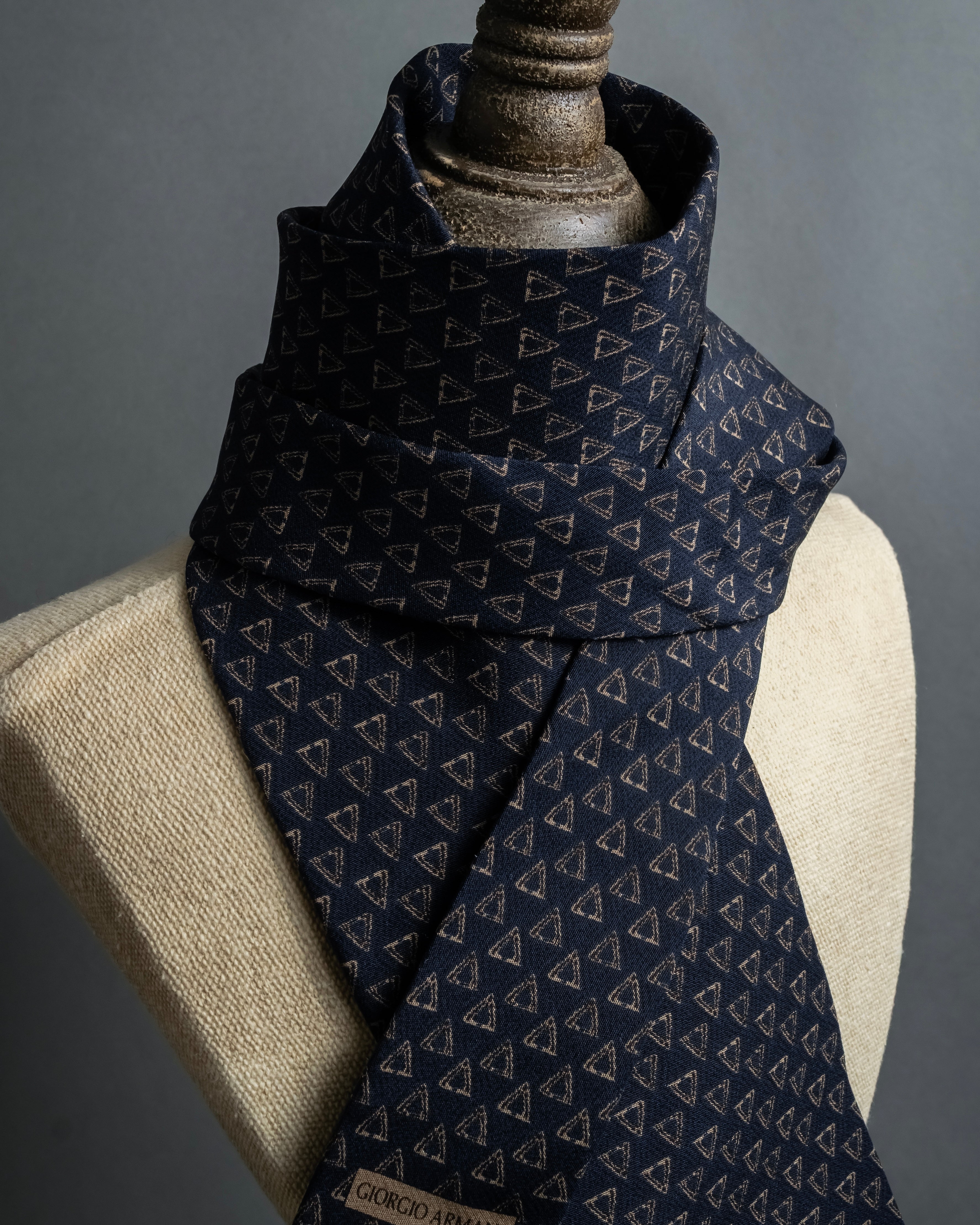 "ARMANI COLLEZIONI" Repeated triangle motif silk neck tie