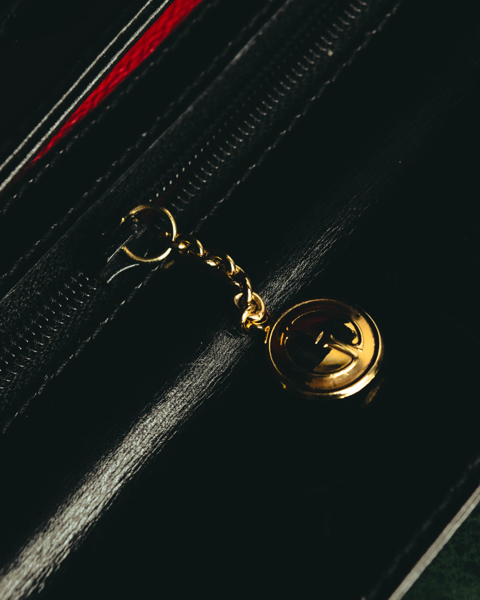 "GUCCI" 90's Structured leather top handle handbag