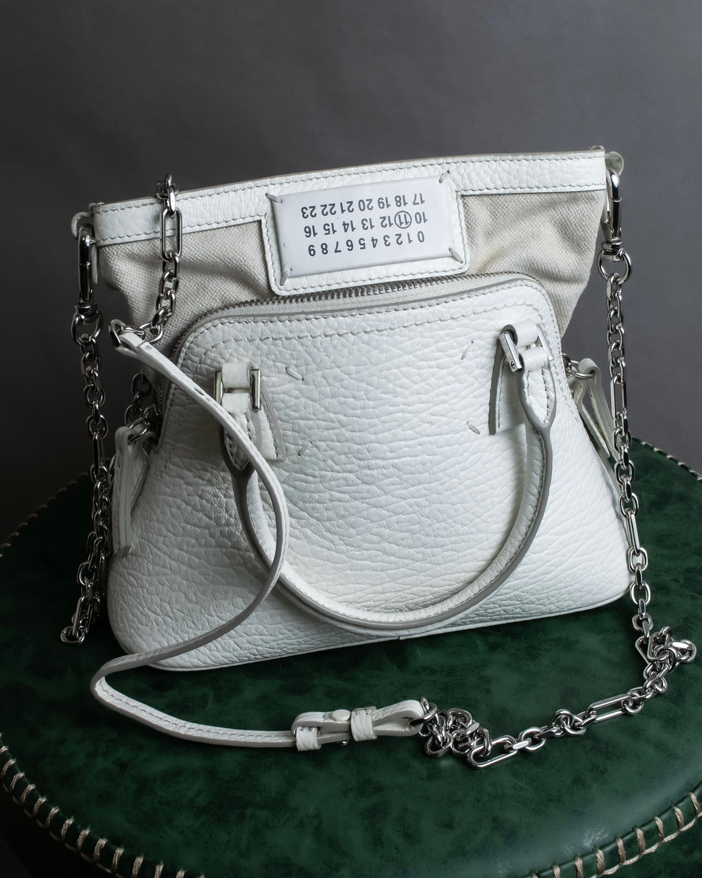 "MAISON MARGIELA" 5AC small white color 2way leather bag