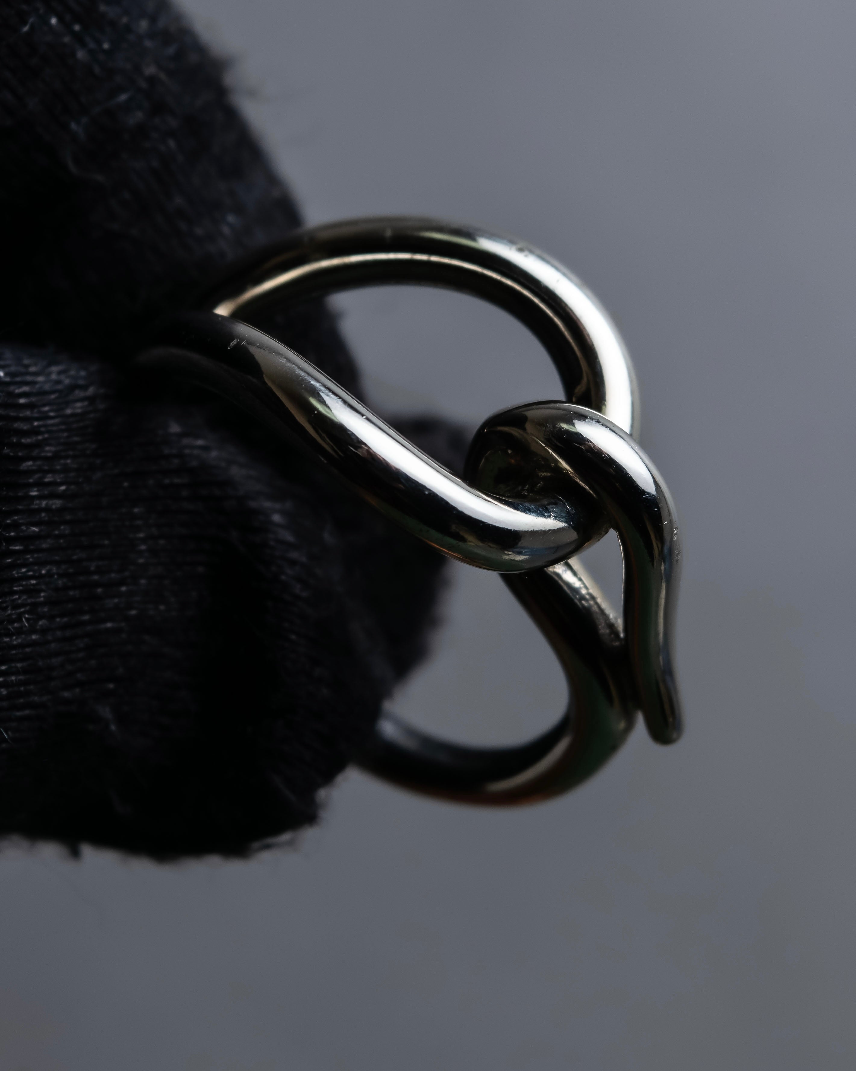 "HERMES" Jumbo silver scarf ring