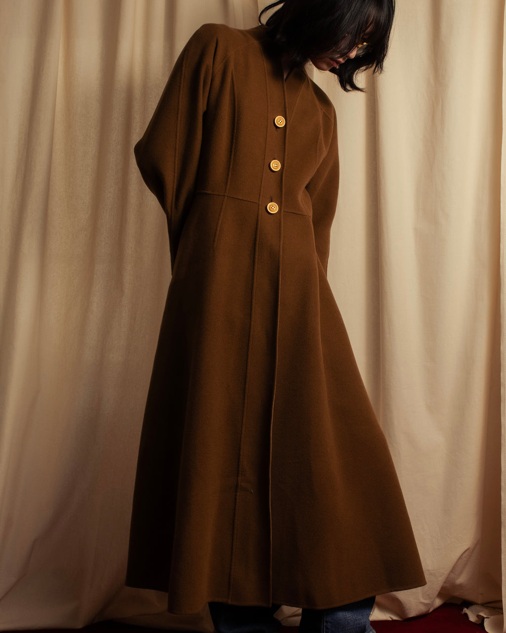 -SPECIAL- "Christian Dior" 80's-90's
Shaped flare silhouette collarless coat