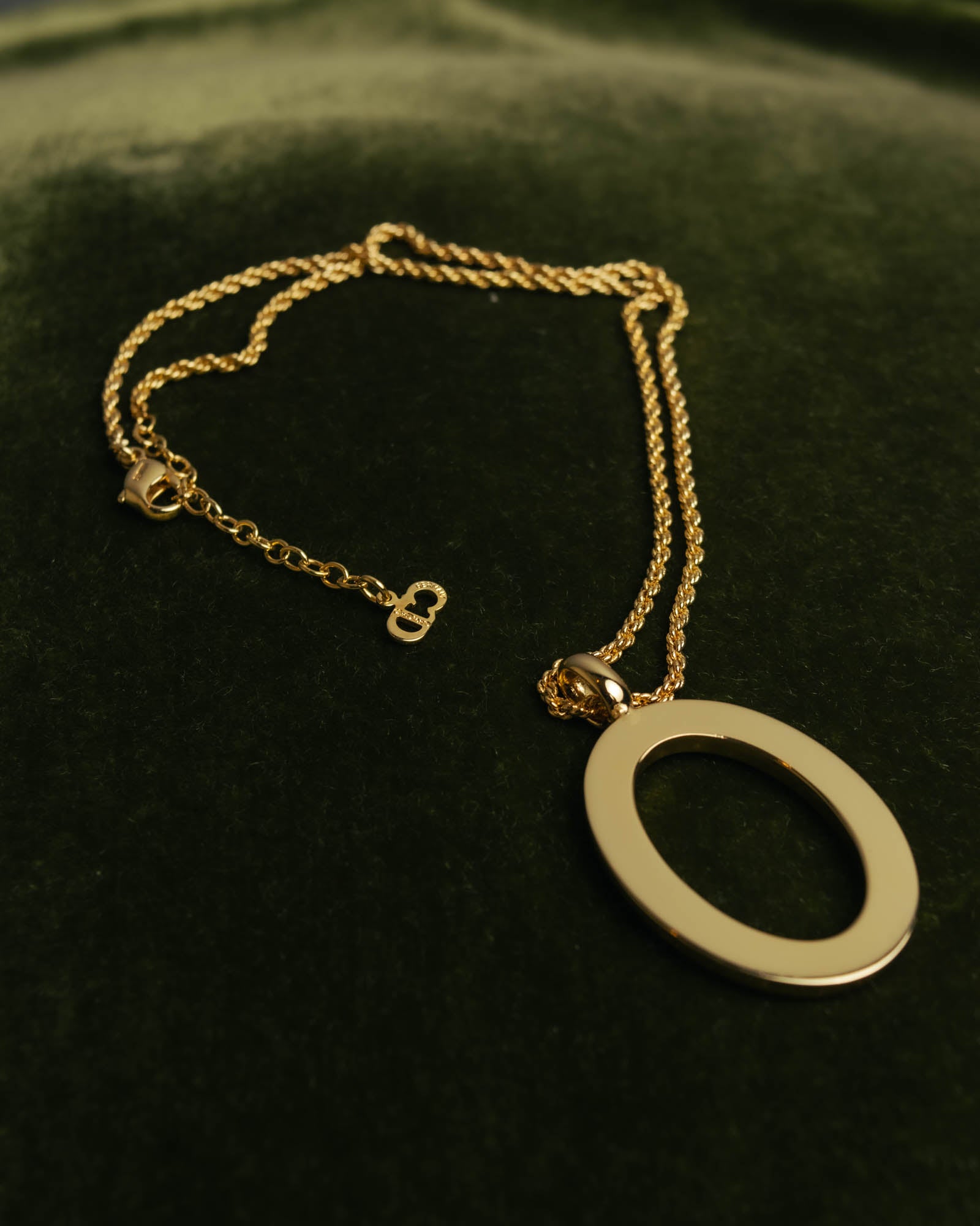"Christian Dior" 80's-00's Rhinestone oval pendant necklace