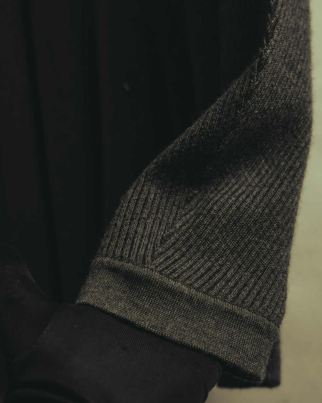 “HERMÈS” 00’s-10’s Cashmere silk ribbed V-neck cardigan