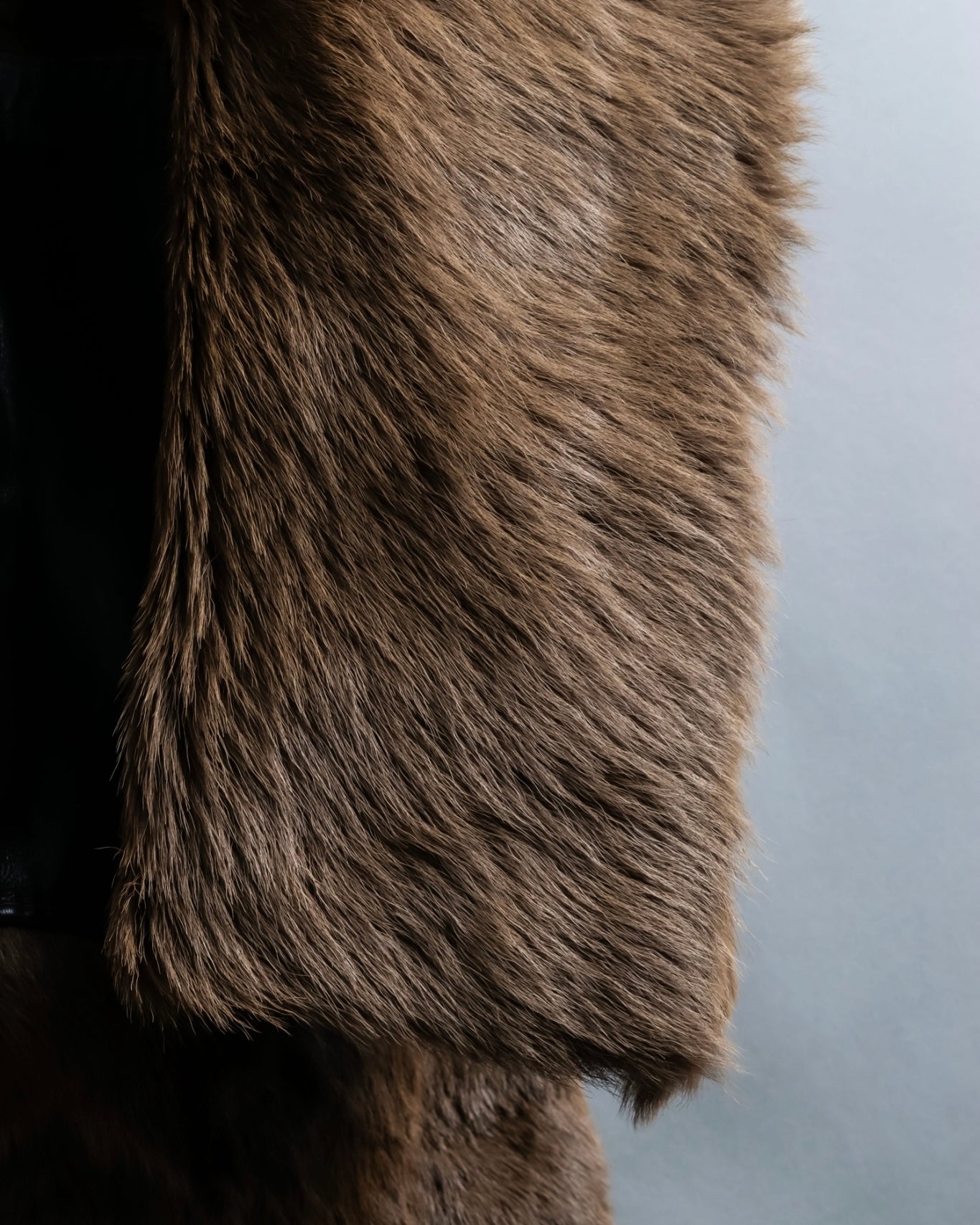 Special oversized vintage double-breasted fur coat