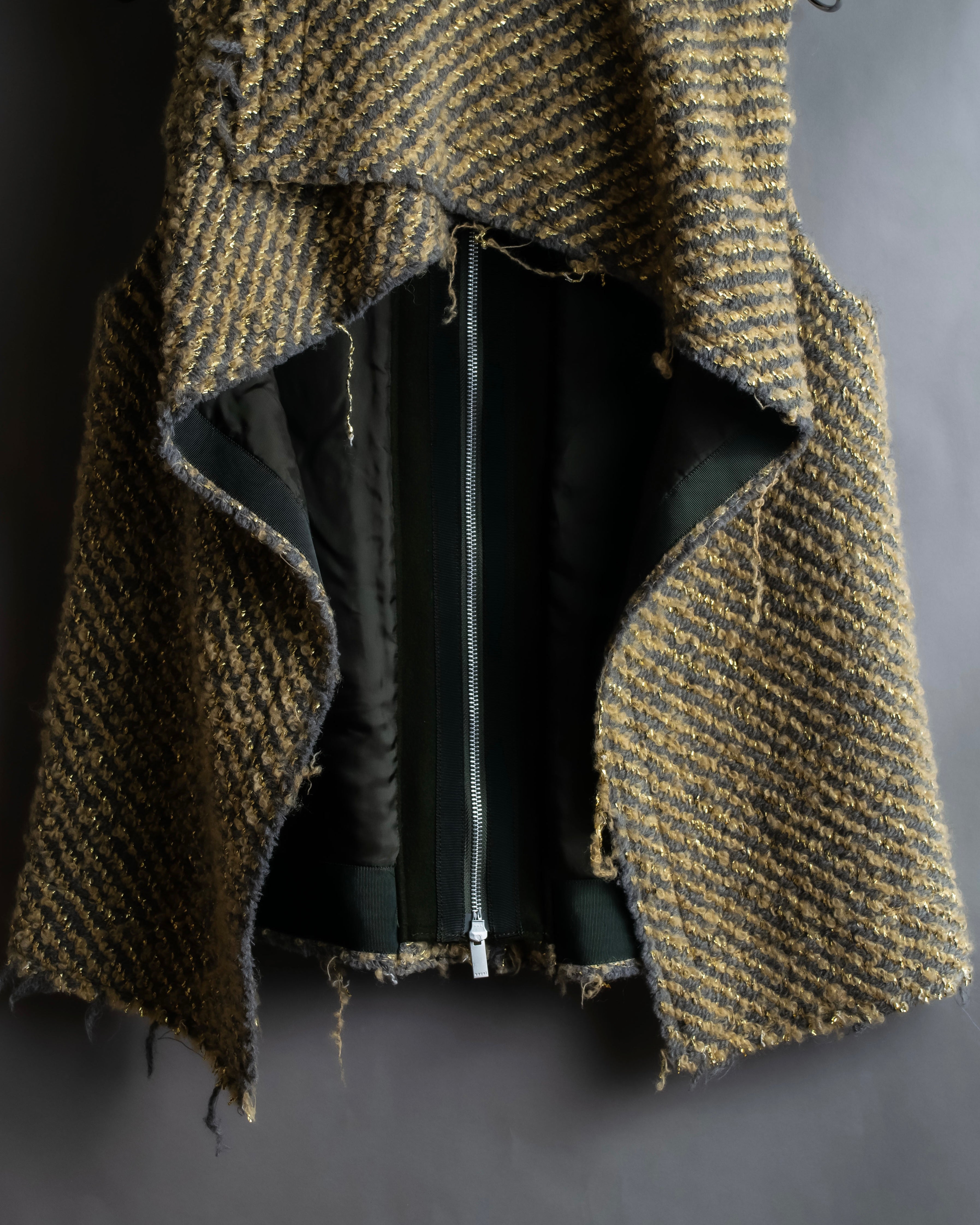 "sacai" Asymmetrical design double zipper tweed vest
