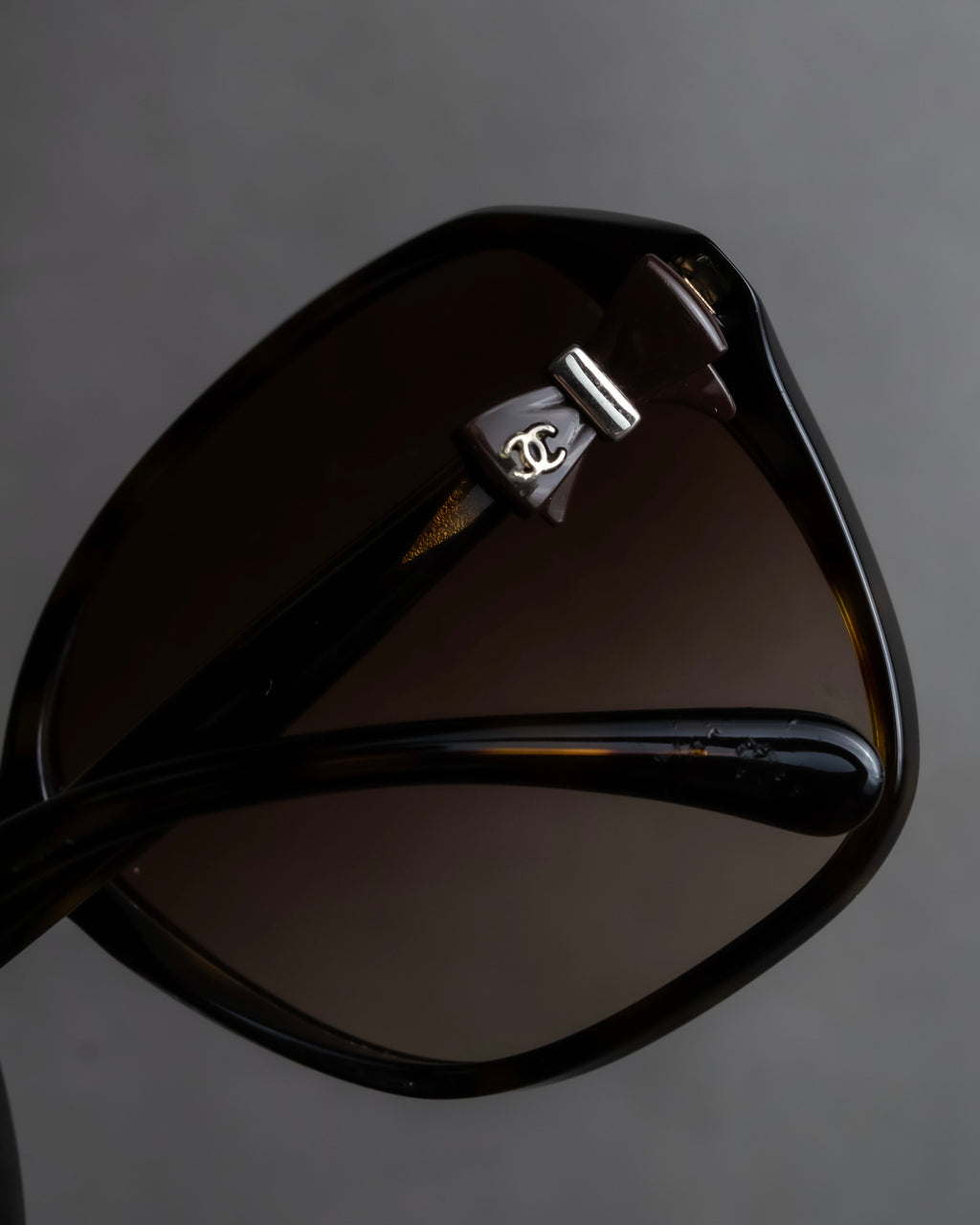 "CHANEL" Butterfly frame brown lens sunglasses