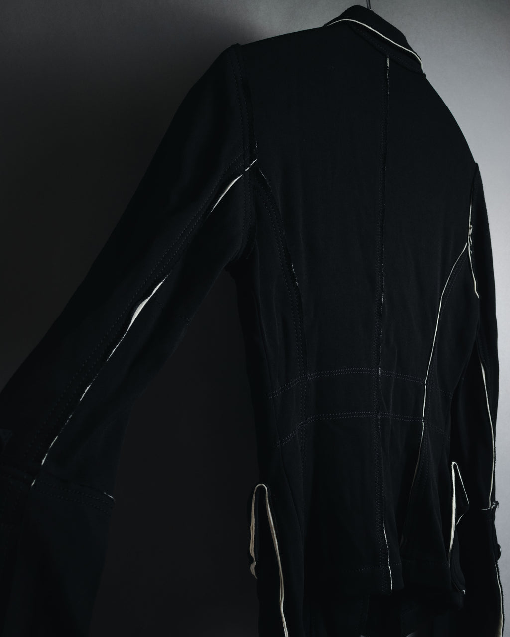 "Donna Karan" Contrast piped tailored jacket