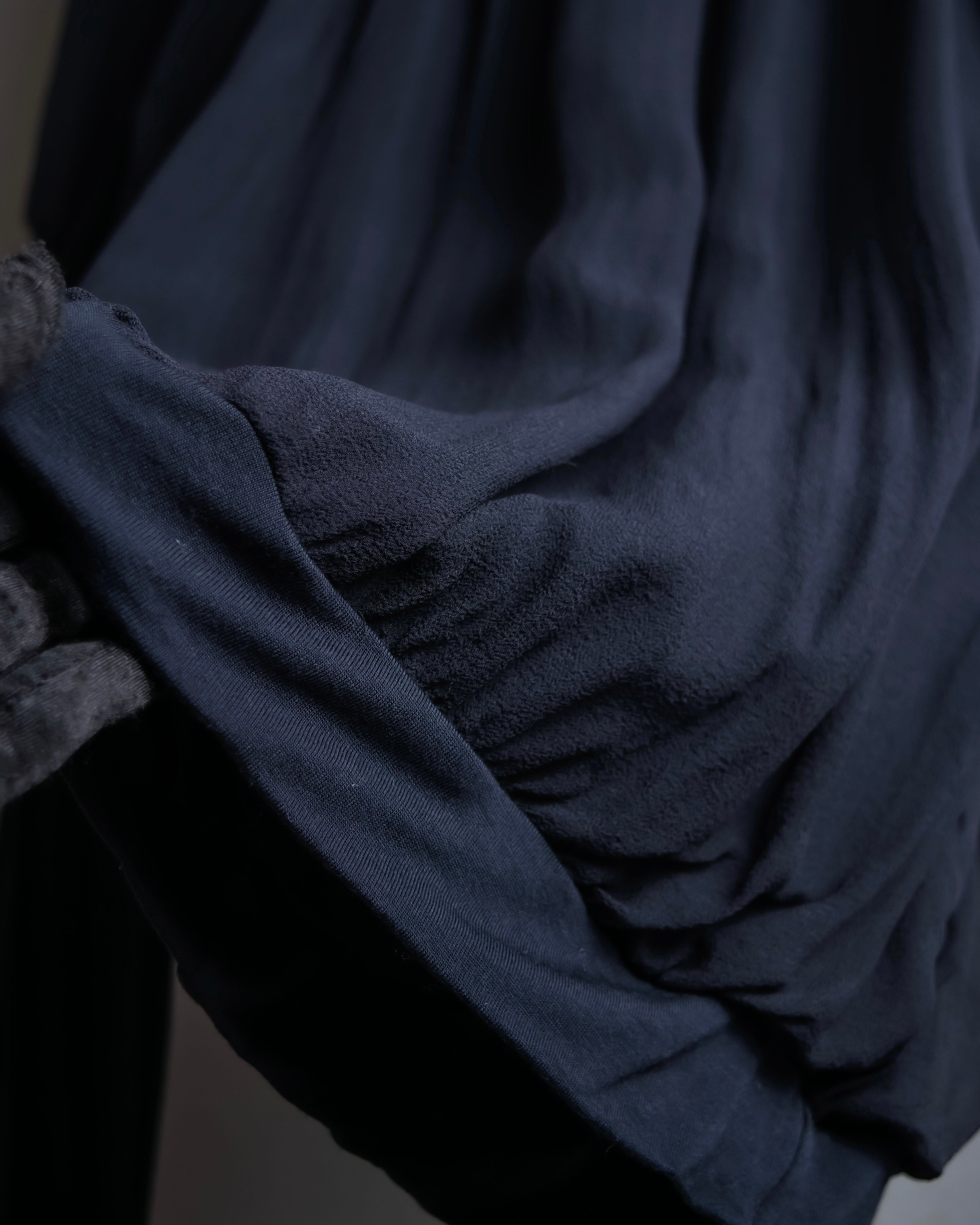 "CALVIN KLEIN" Layered sleeve gathered design pullover