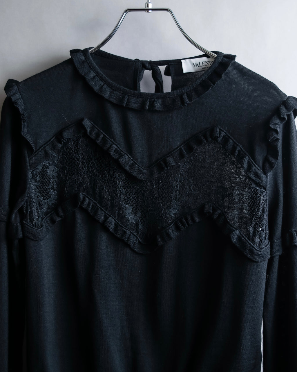 "VALENTINO" Ruffle＆lace design black knit