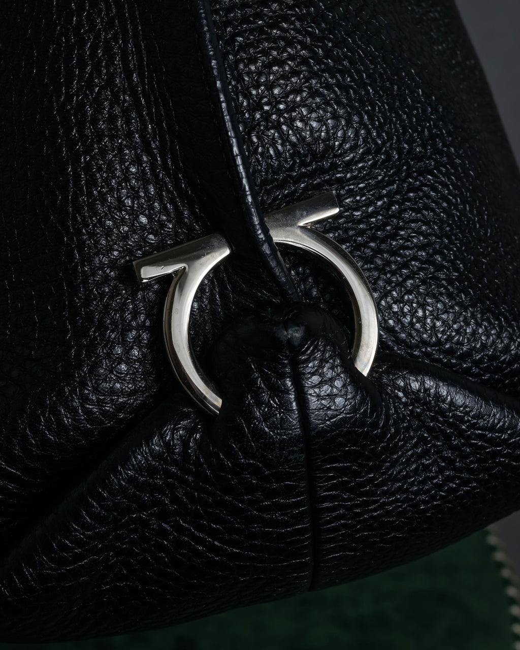 "Salvatore Ferragamo" Gancini motif draping leather bag