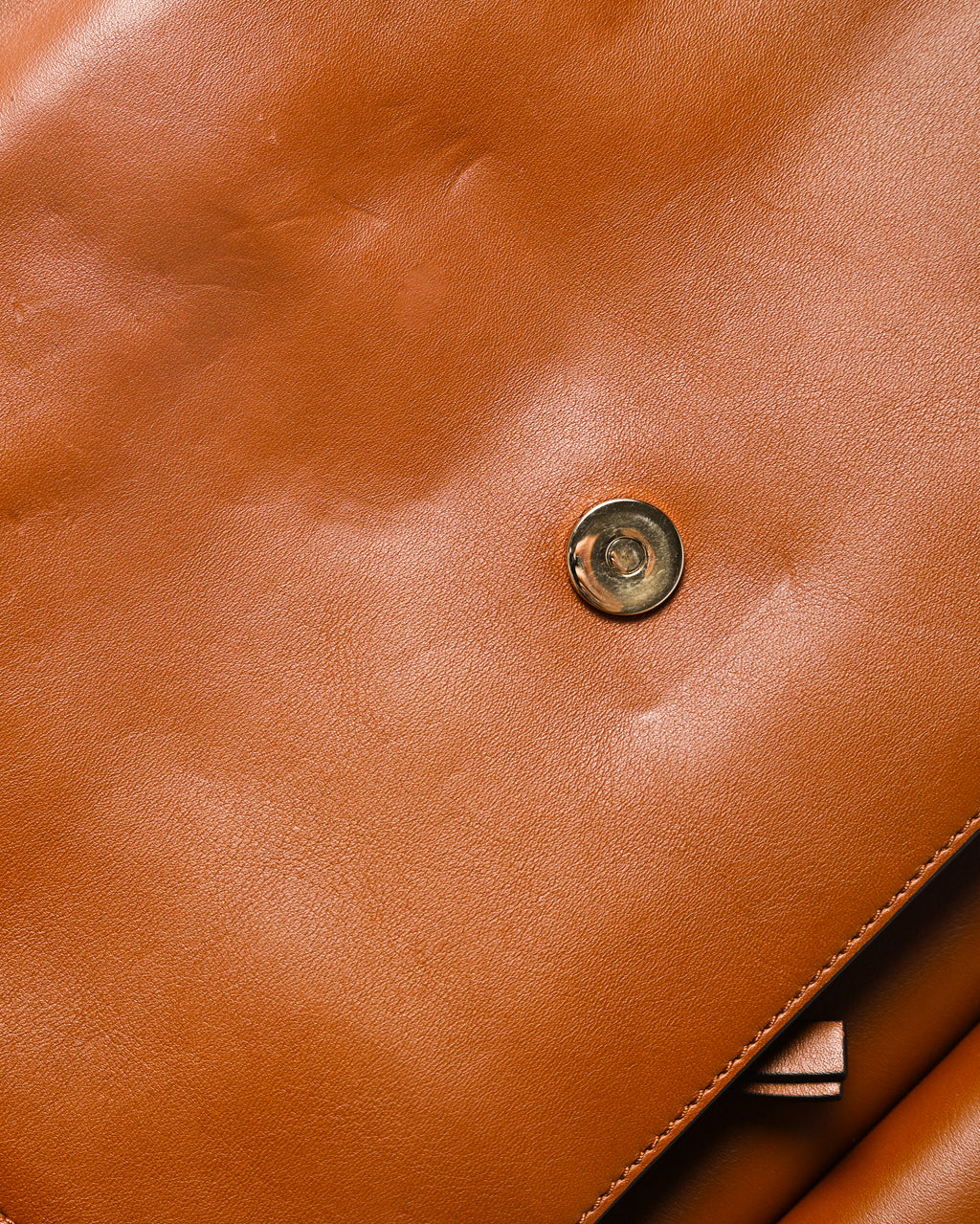 Chloe by Clare Waight Keller/ 2015 “Faye” Beautiful Suede Calf Skin Shoulder Bag Brown