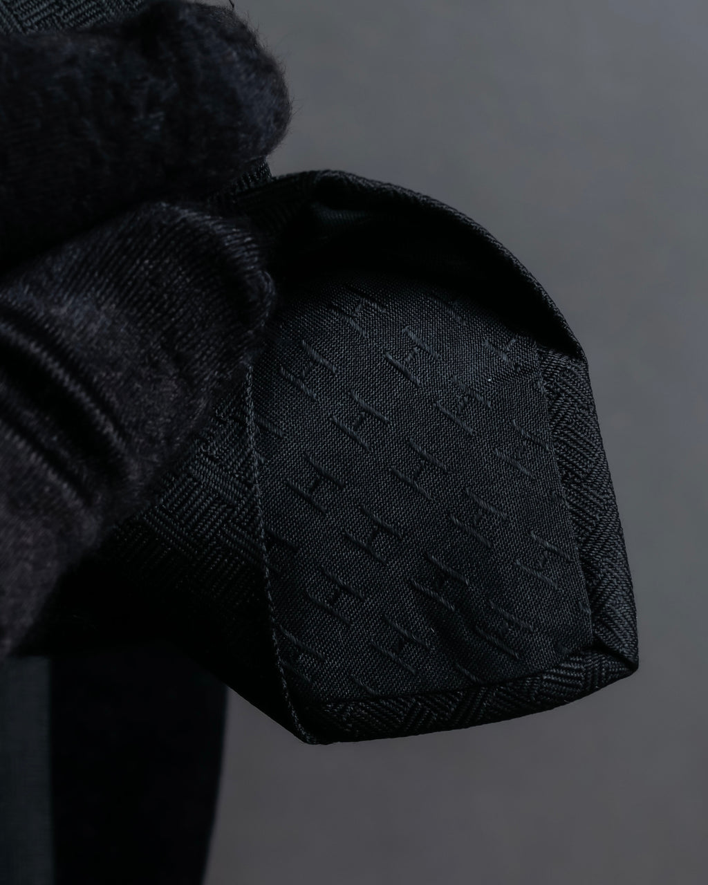 "HERMES" Dice embroidery design silk neck tie