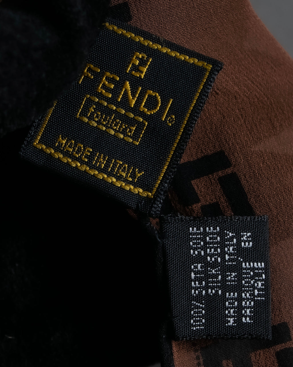 "FENDI" Logo engraved lace motif scarf