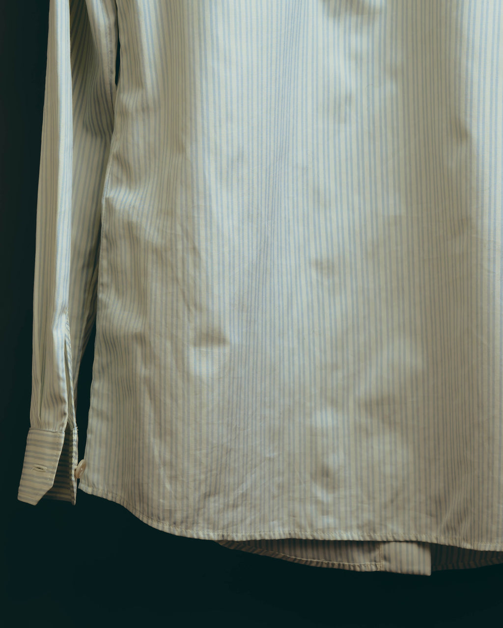 -SPECIAL- “GUCCI” 2017-2019 Floral embroidered ruffled striped shirt