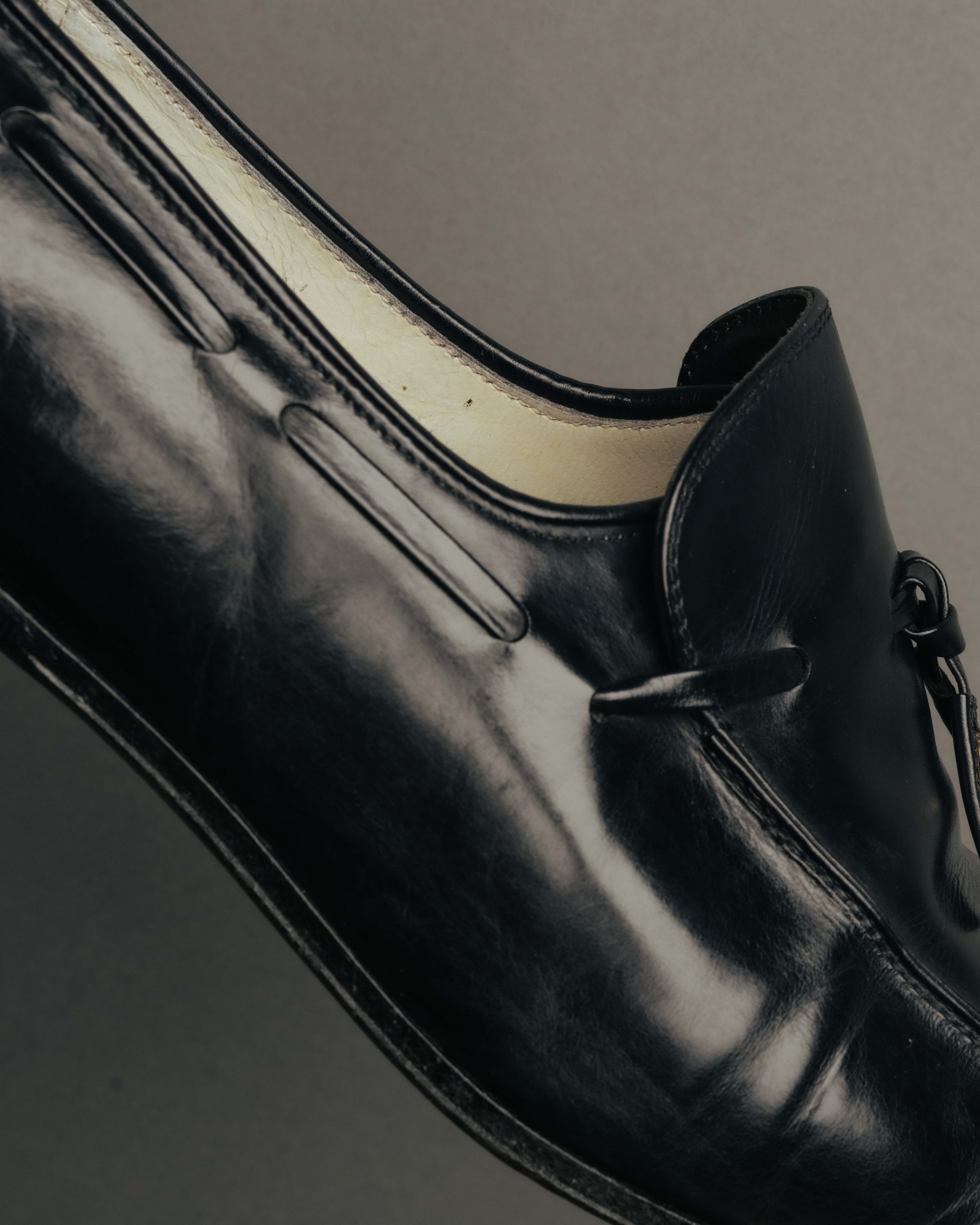 "GUCCI" 80's Vintage anchor motif tassel leather loafers