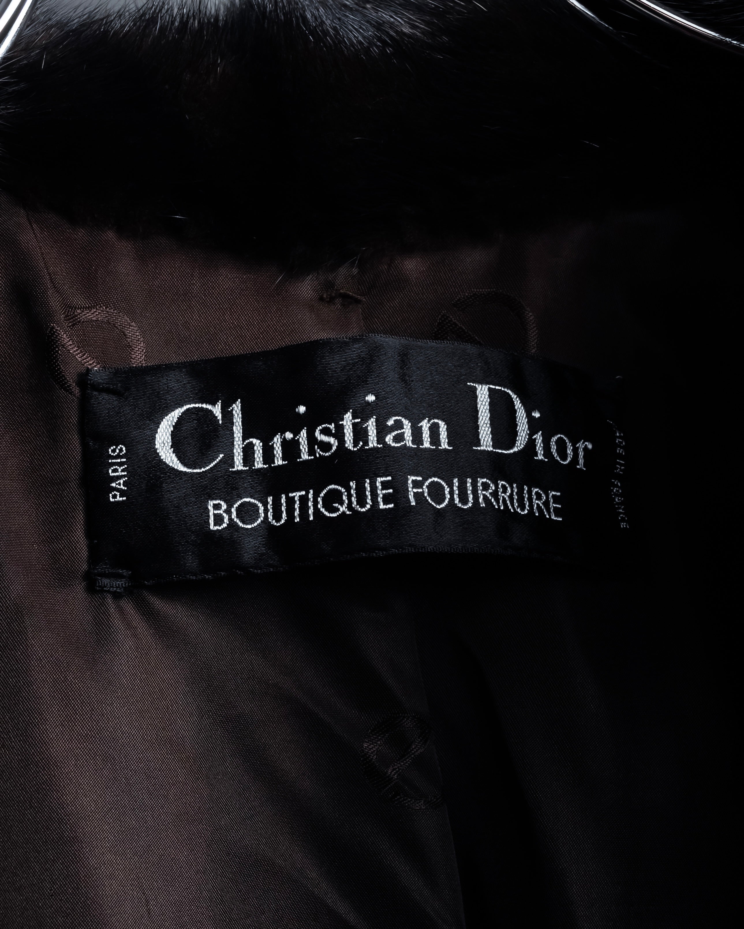 -SPECIAL- "Christian Dior Boutique Paris" 70's-80's Panel work design 100% mink fur coat