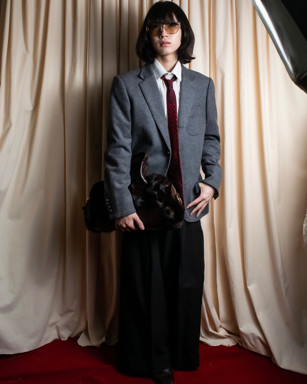 "DIOR" Red dot pattern narrow necktie