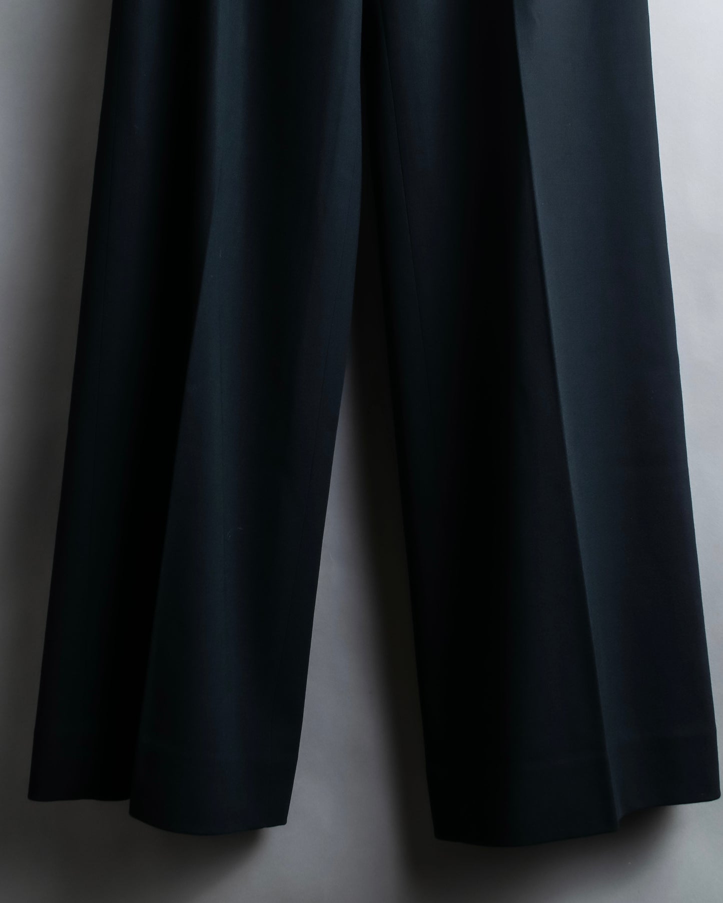 "CHANEL" 100% wool belted wide straight slacks