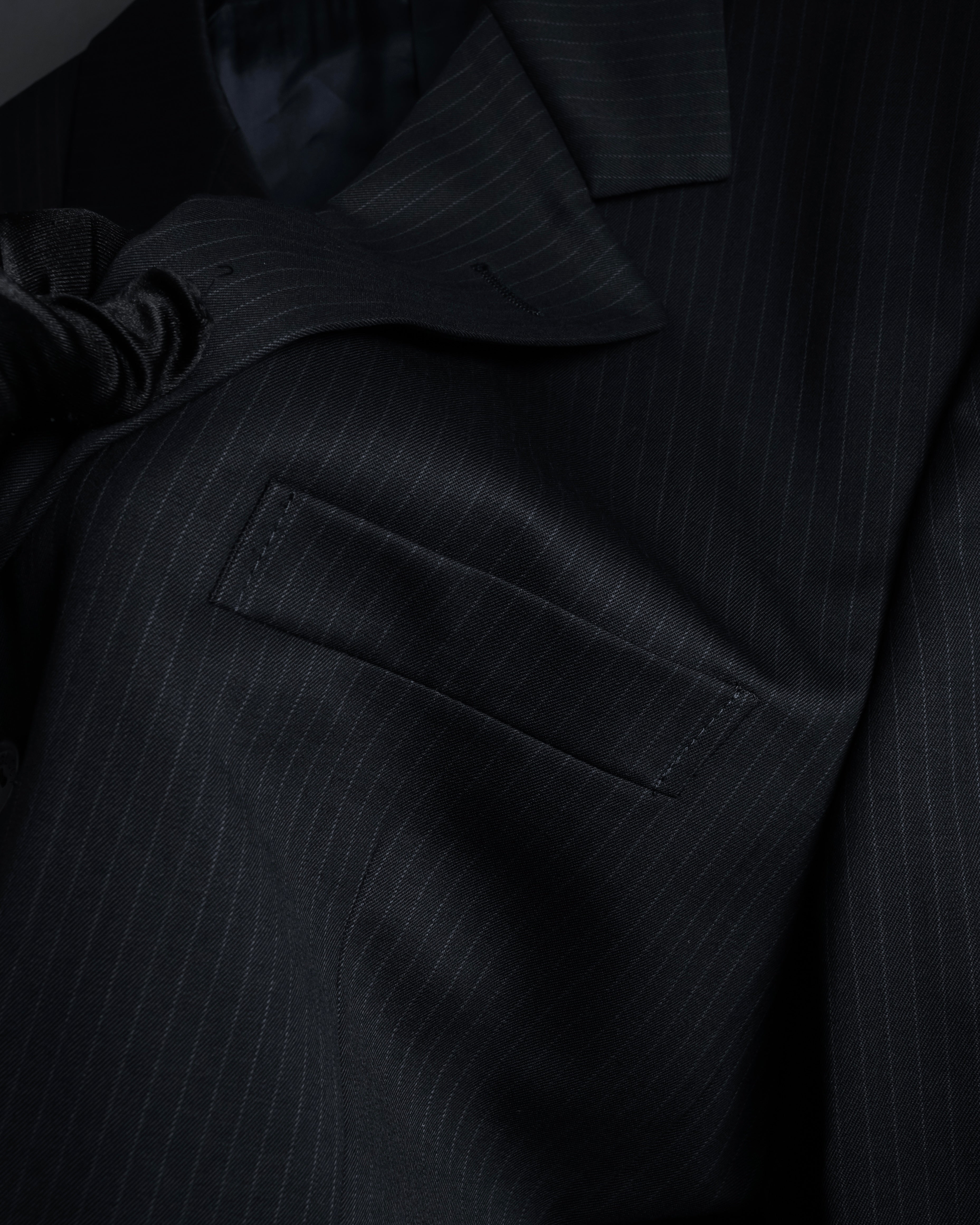 "GUCCI" 90's Elegant suiting pinstripe set up