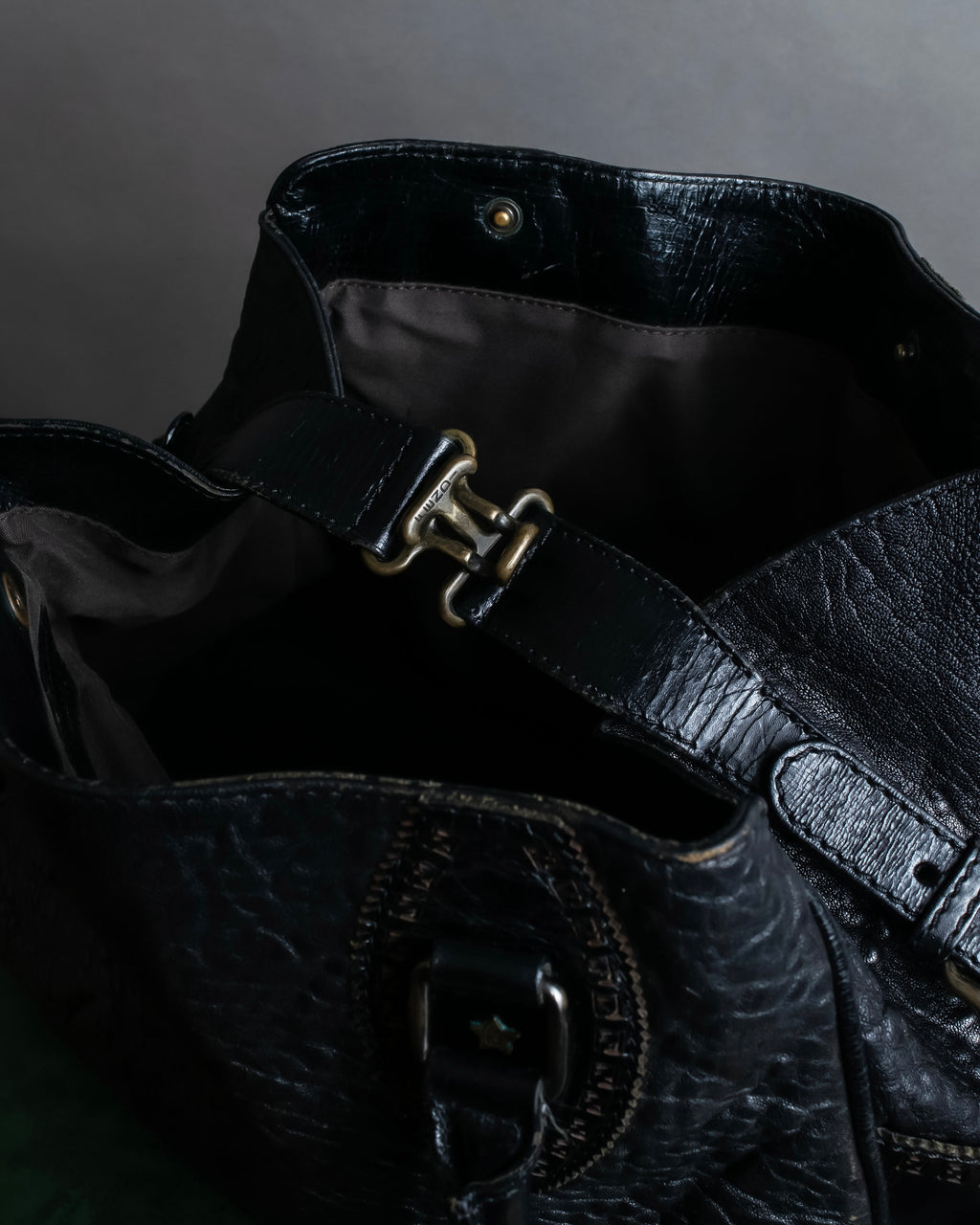 "FENDI" Ethnico grained leather hand bag