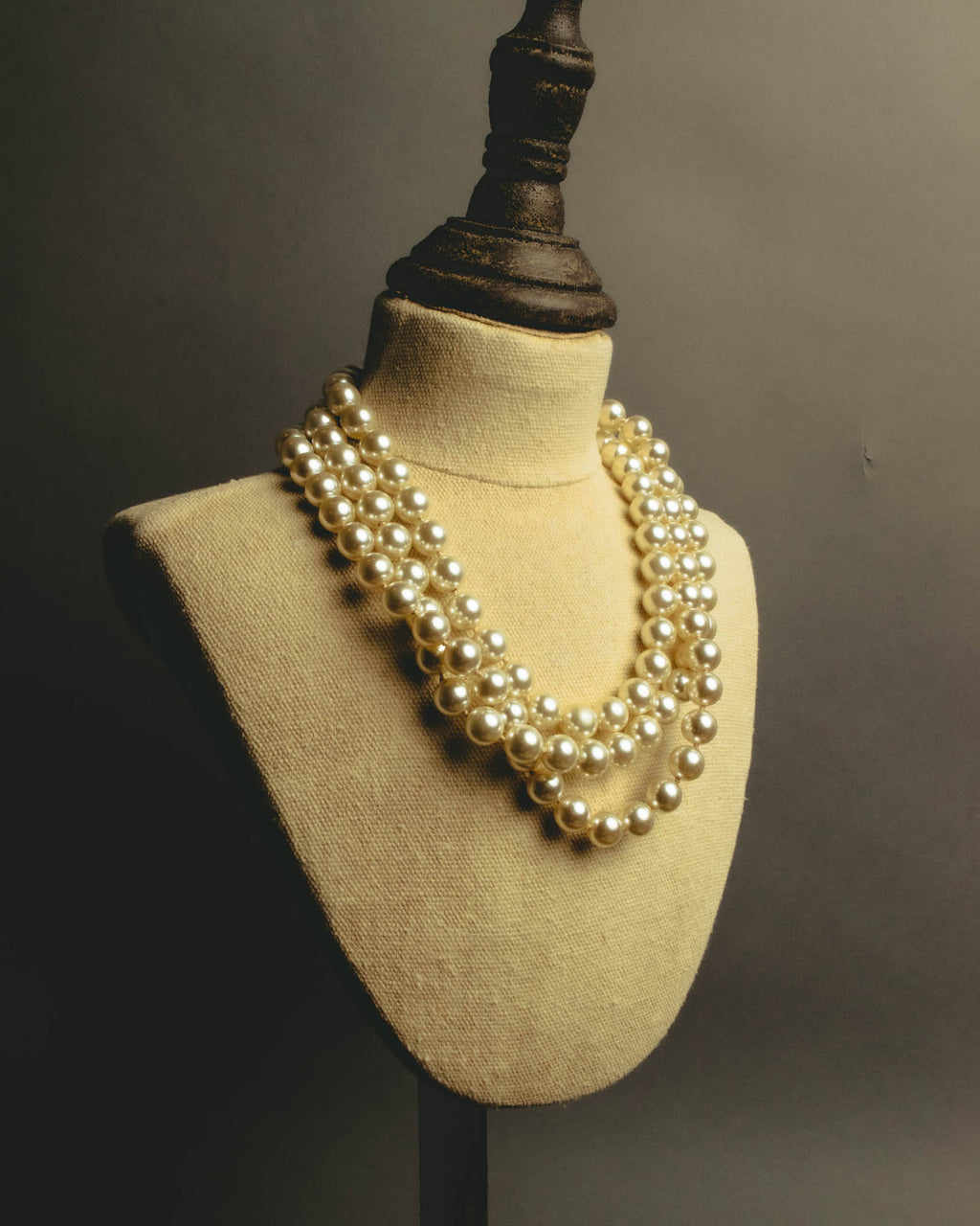 "Salvatore Ferragamo" 80's-90's Gancini three-strand pearl-style necklace
