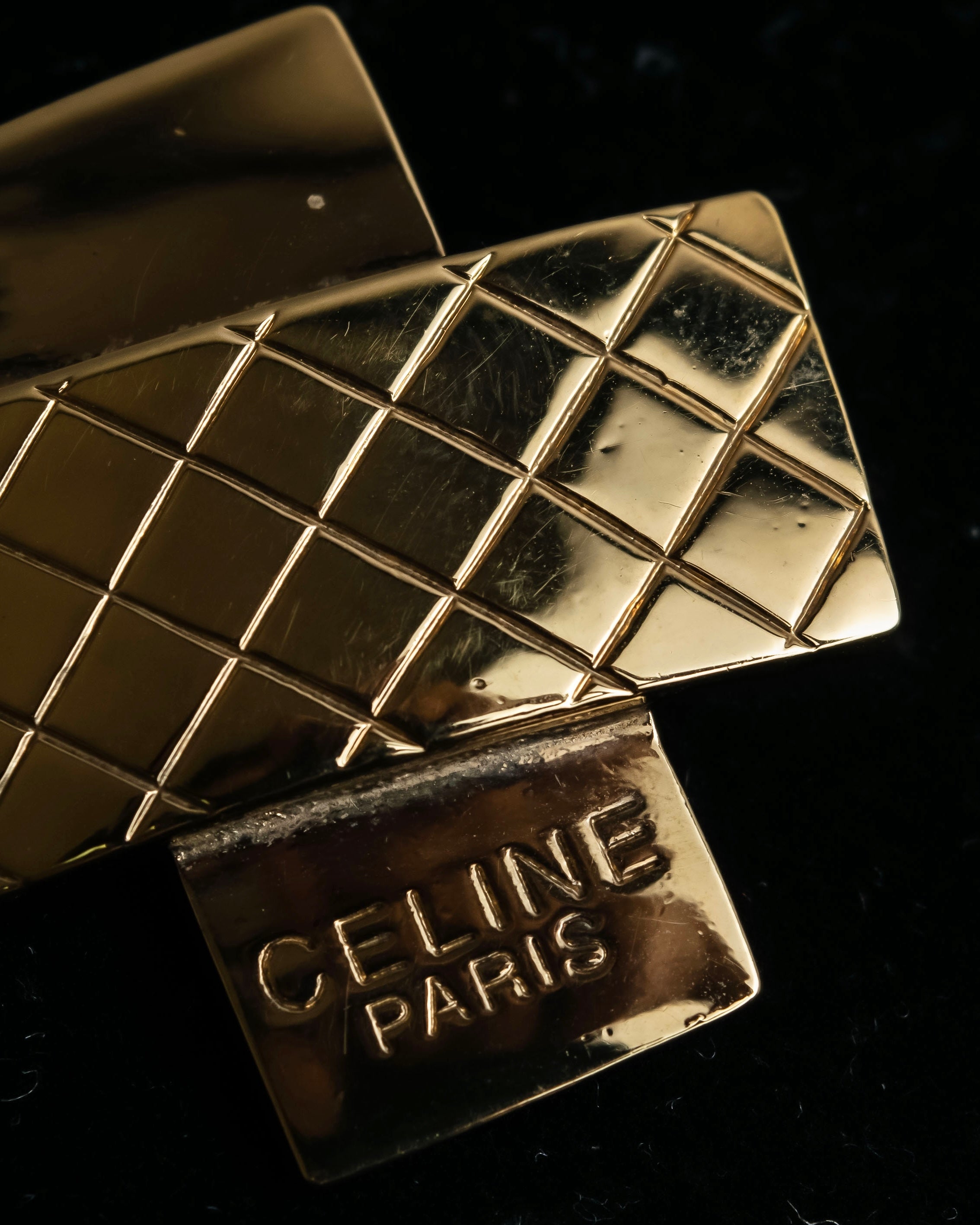 "CELINE" Quilted plate design gold brooch