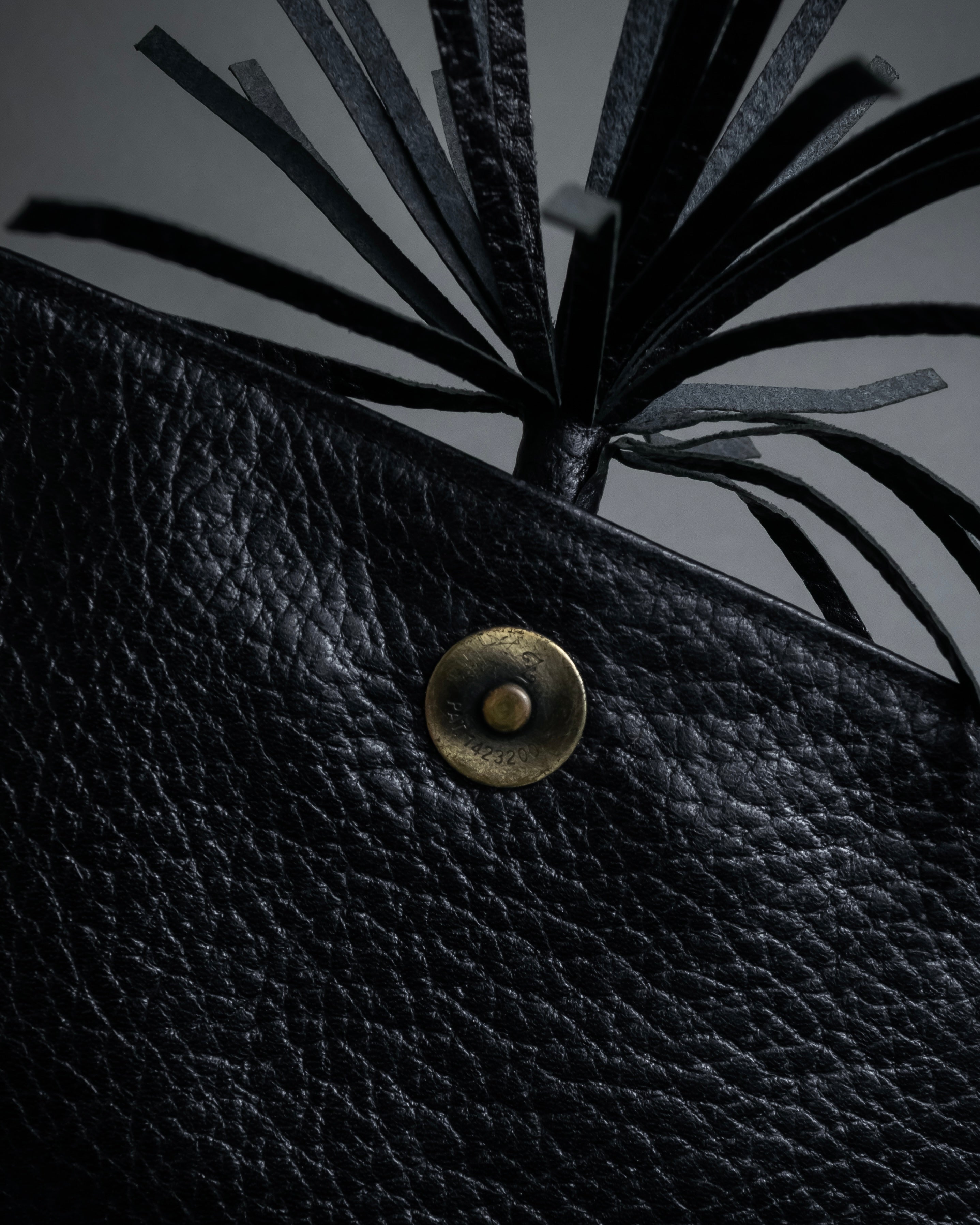 "YVES SAINT LAURENT" 80's-90's Wood toggle design pebbled leather bag