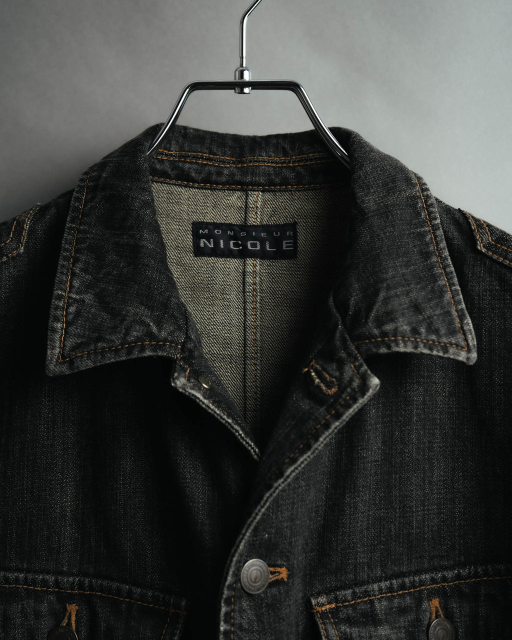 -MOOD MILLÉSIMES- 00’s faded black denim shirt jacket